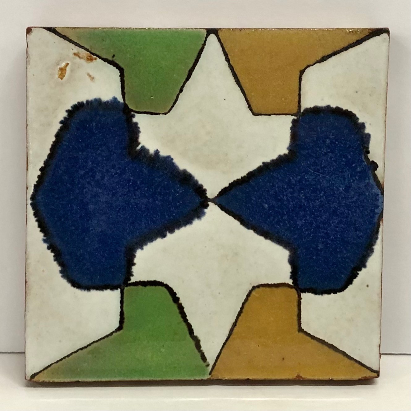 Malibu California Vintage Geometric Tile