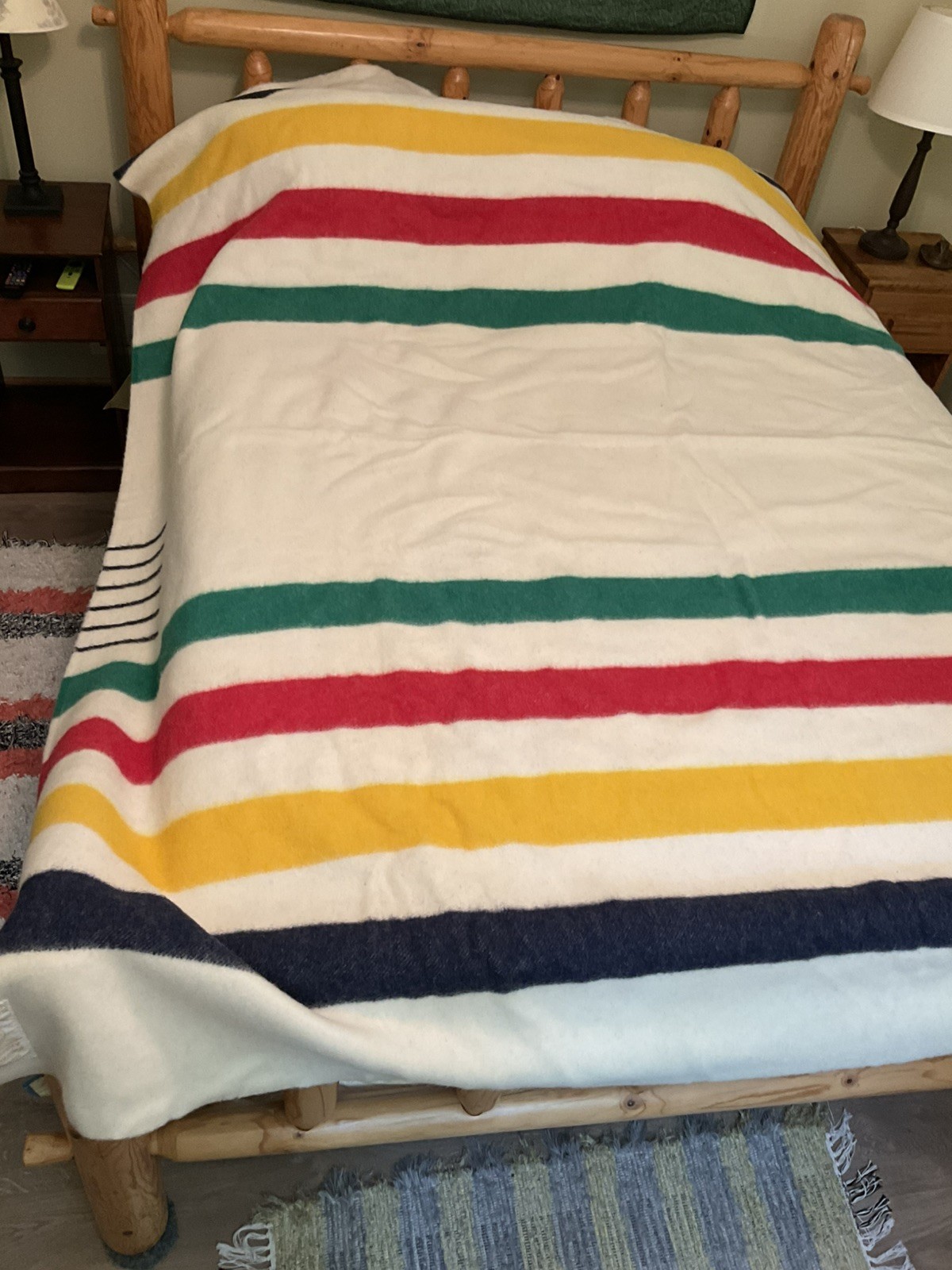 EUC Hudson\'s Bay Company HBC SIGNATURE MULTI STRIPE Wool Blanket 6 point (QUEEN)