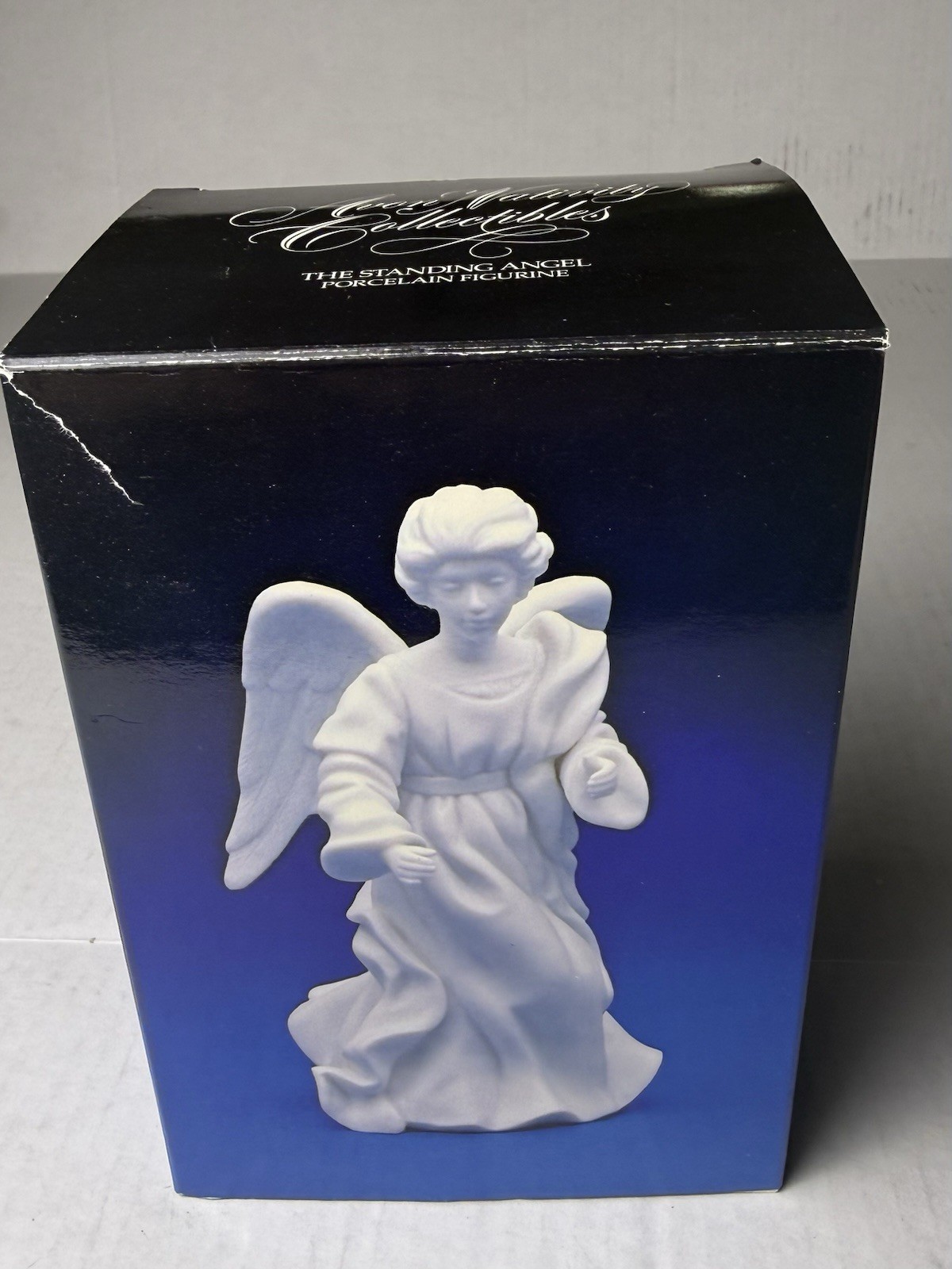 Avon Standing Angel Nativity Figurine 1987 White Porcelain Vintage Christmas