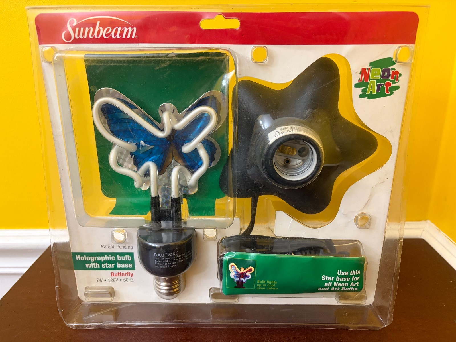 New 2005 Sunbeam Neon Art Butterfly Holographic Light Bulb With Star Base 