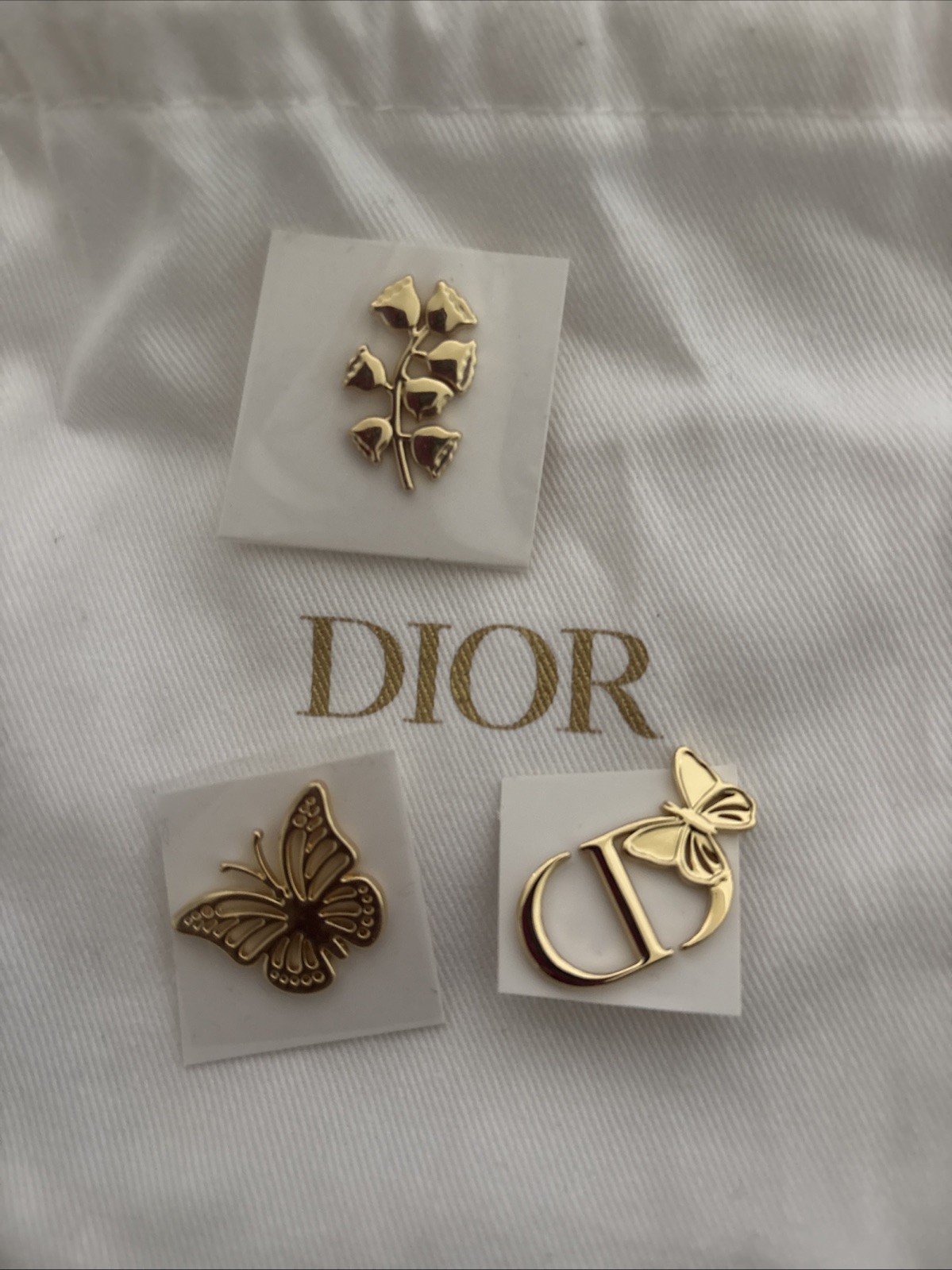 Dior VIP GIFT Mothers Day 2026 3 X Pin NEW & AUTHETIC