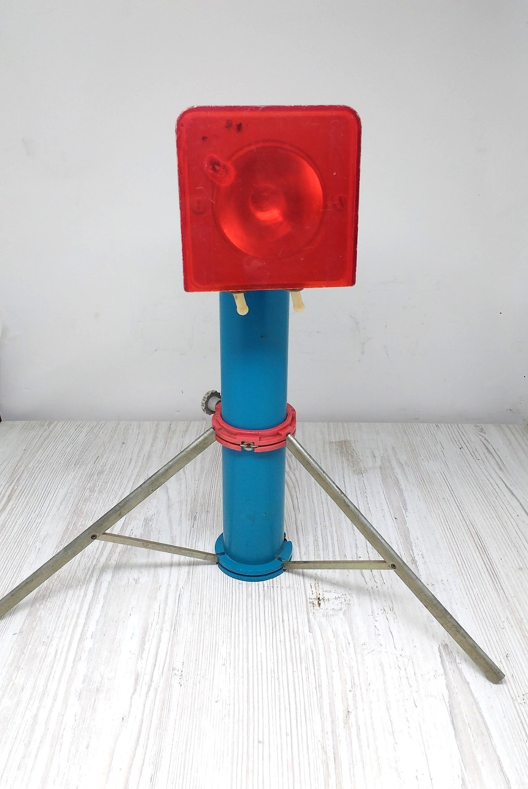 ULTRA RARE USSR Fakel Car Flashlight Tripod Stand Soviet Automotive Vintage Lamp ULTRA RARE USSR Fakel Car Flashlight Tripod Stand Soviet Automotive Vintage Lamp