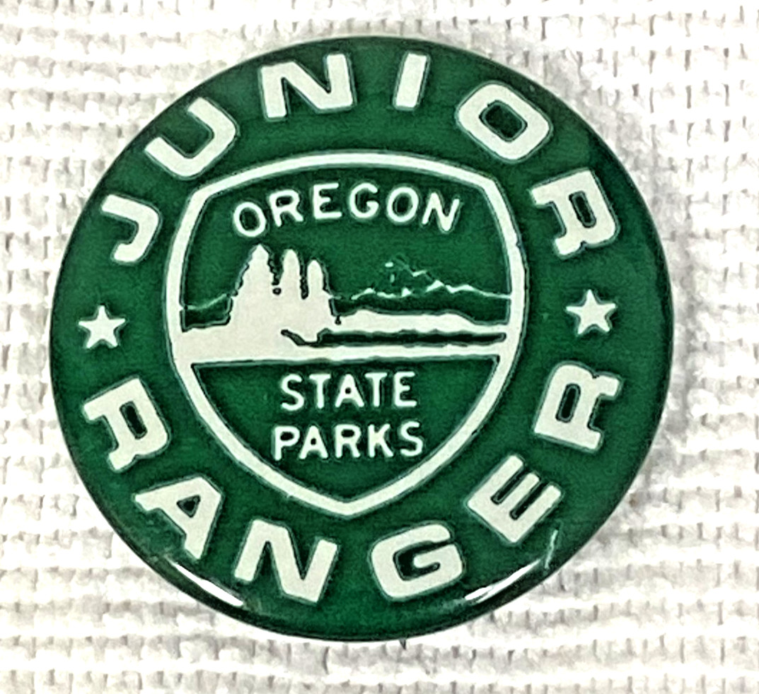 Vintage Oregon State Parks Junior Ranger Green White Tin Litho Pinback Button