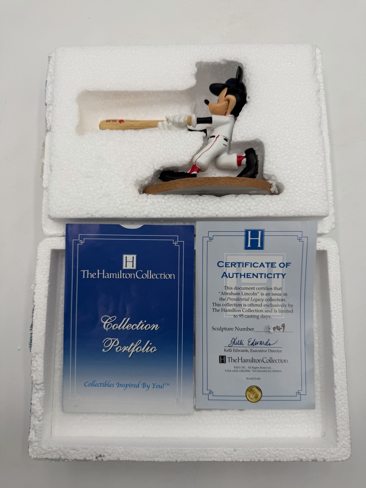 Disney All Stars Hamilton Collection Mickey Mouse Home Run Hero MLB Boston Red S