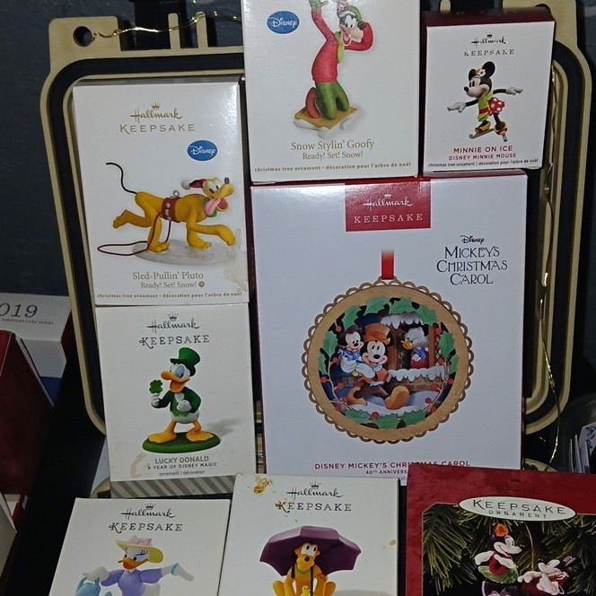 Hallmark Keepsake Disney Lot Of 8 Mickey Minnie Goofy Pluto Donald Daisy