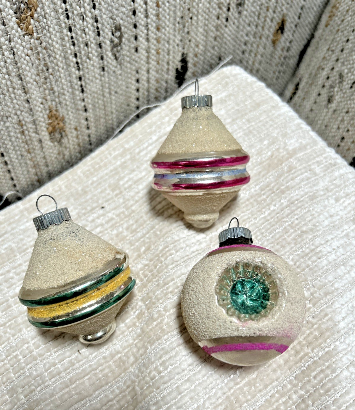 Lot Vintage Shiny Brite Teardrop UFO Mica Christmas Ornaments 1 Double Sided