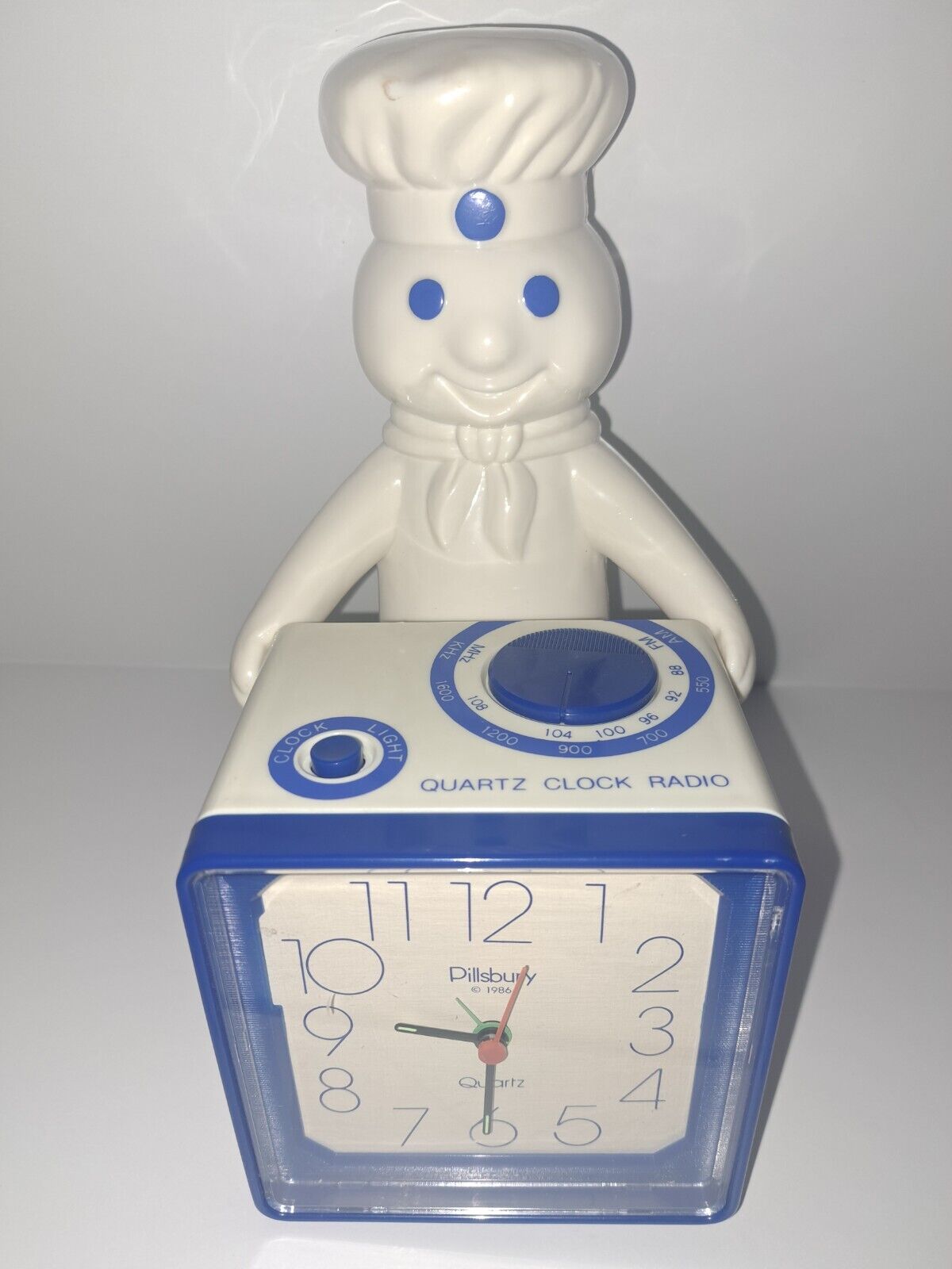 Vintage Pillsbury Doughboy Clock Radio 1986 9.5 Inches Quartz Untested 1980s NEW