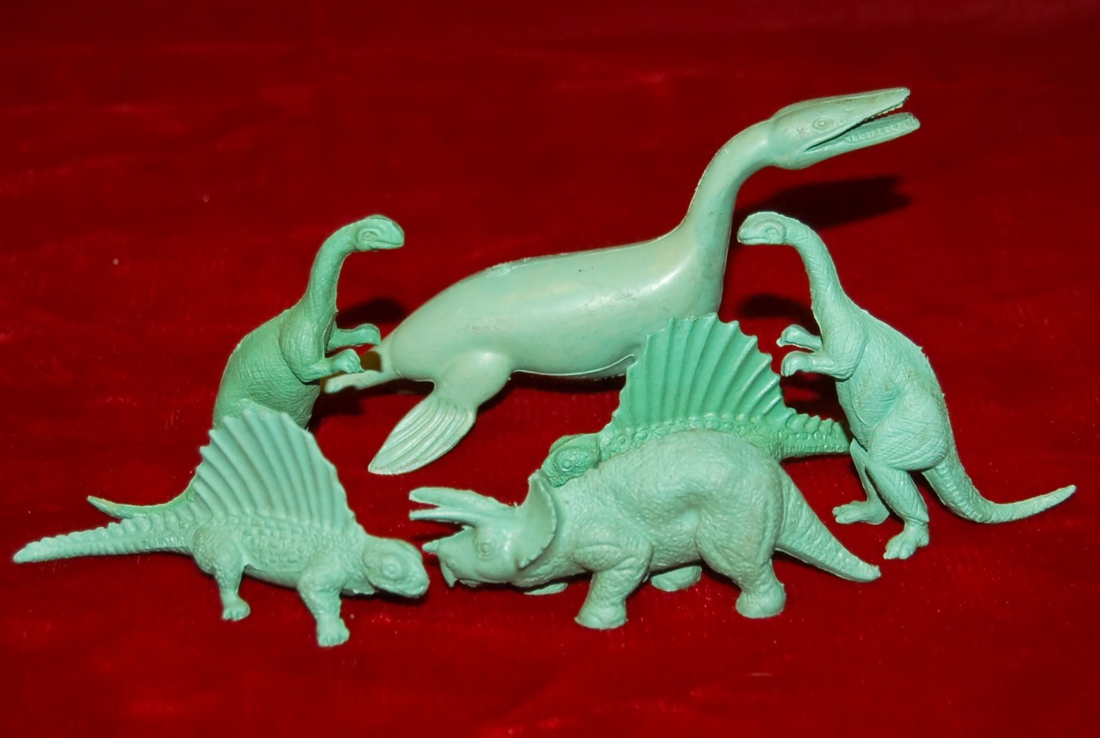 VINTAGE Marx Dinosaurs Prehistoric Time Figurines Lot of 6 Made in USA c.1960\'s