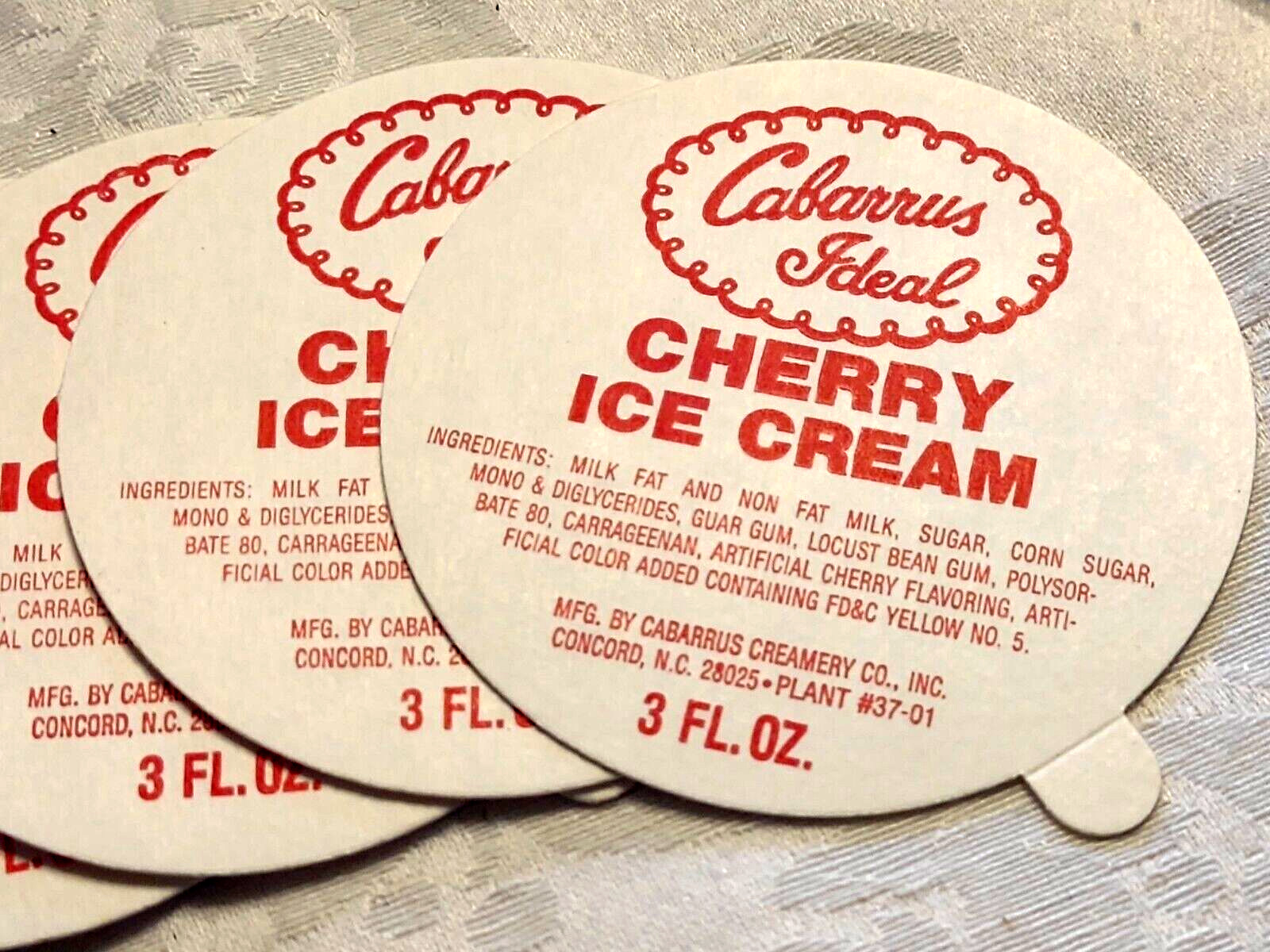10 VTG Cabarrus Ideal Ice Cream Lids for 3 oz Paper Cups 2.75\