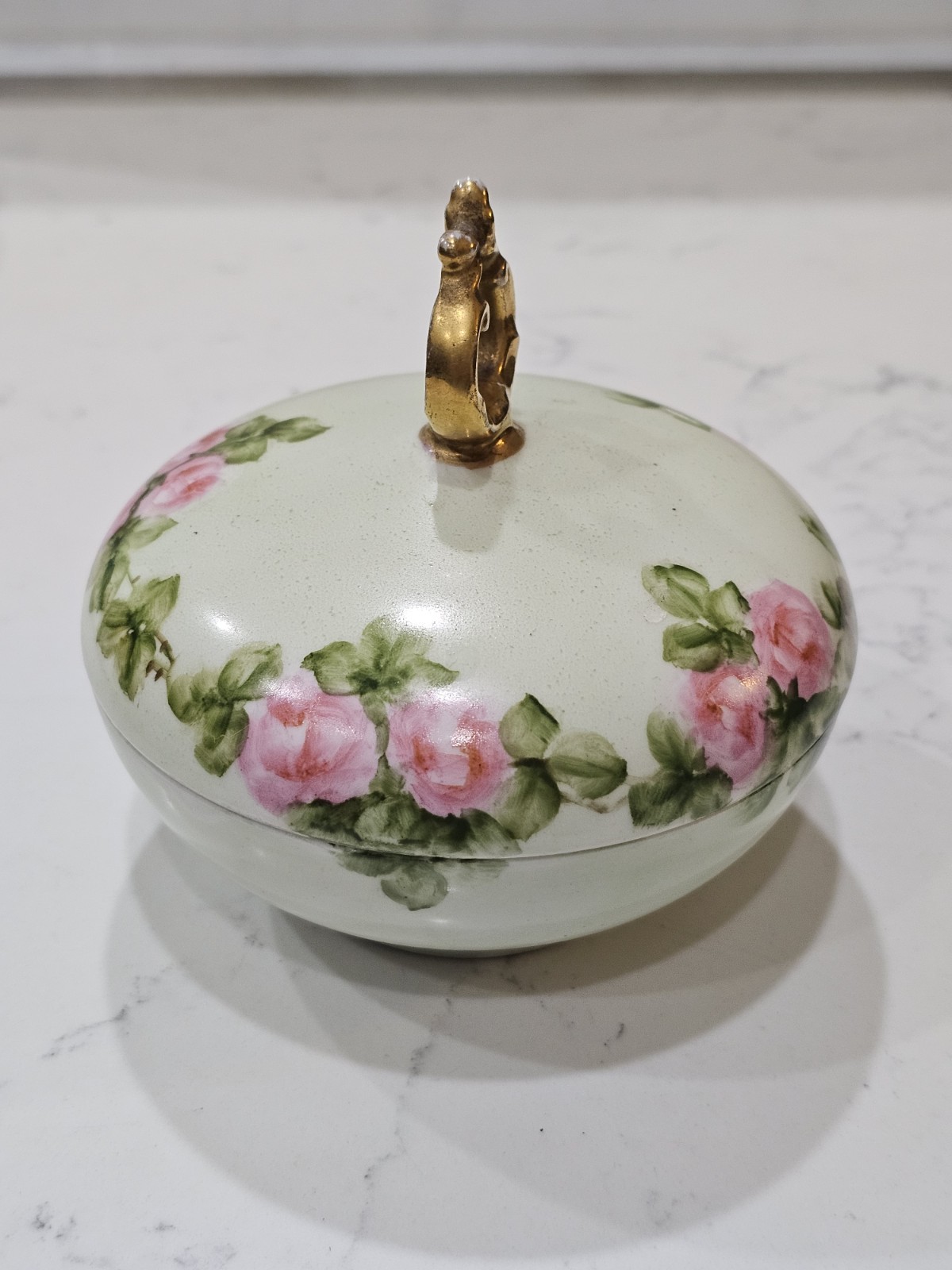 Antique T&V LIMOGES France Hand Painted Porcelain Powder Trinket Jar Bowl Roses Antique T&V LIMOGES France Hand Painted Porcelain Powder Trinket Jar Bowl Roses
