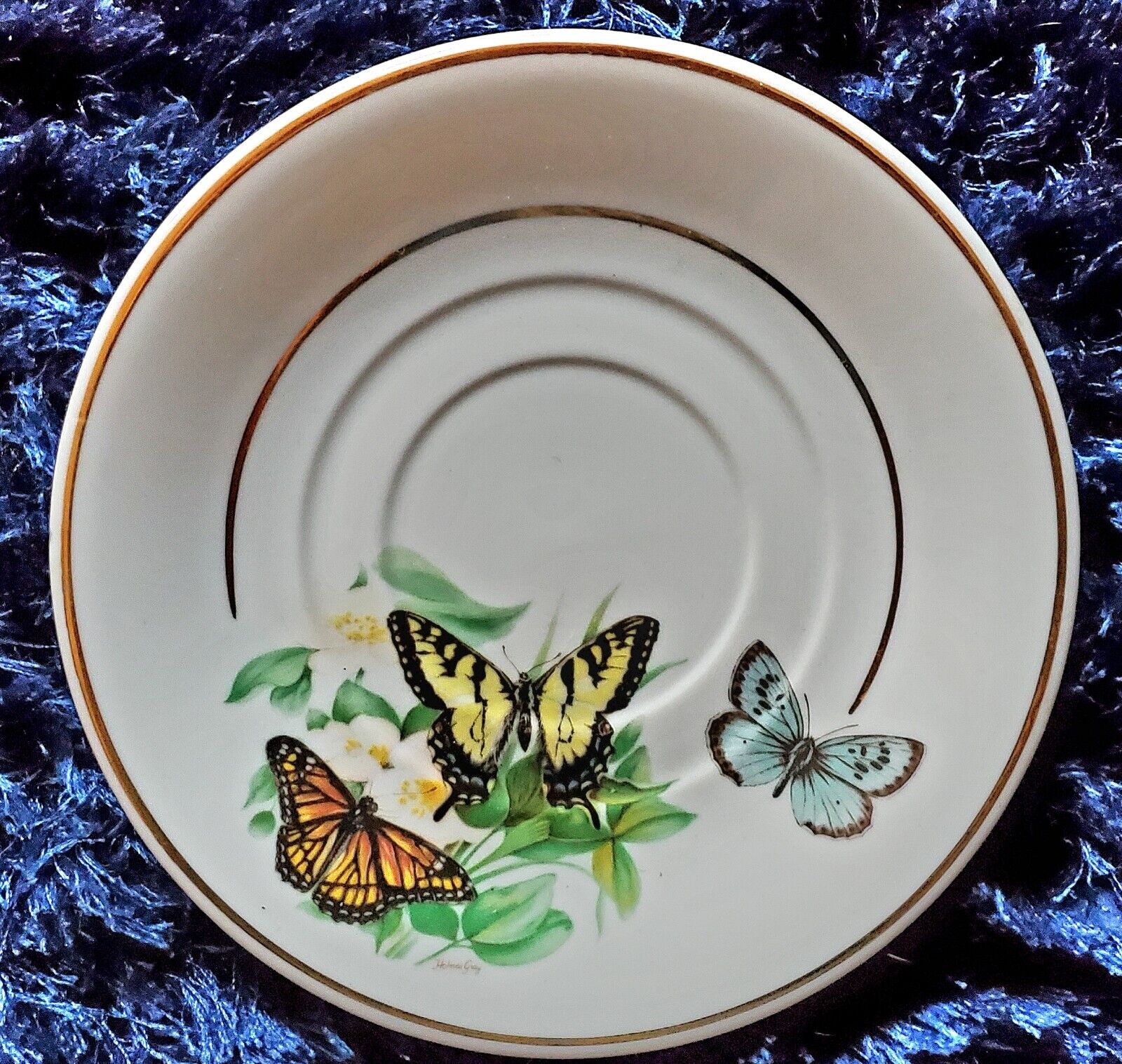 Vintage Porcelain Colorful Decorative Butterfly Plate Saucer Wall Hanging Art 