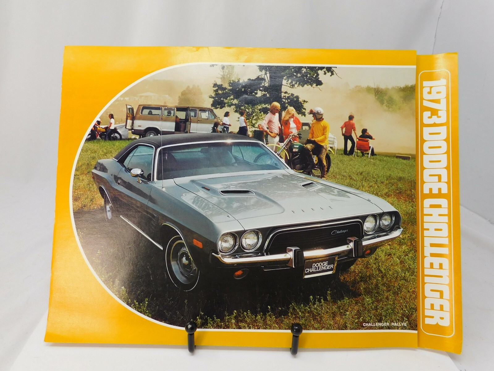 1973 Dodge Challenger Sales Brochure Booklet Original Dealer Flyer Advertising