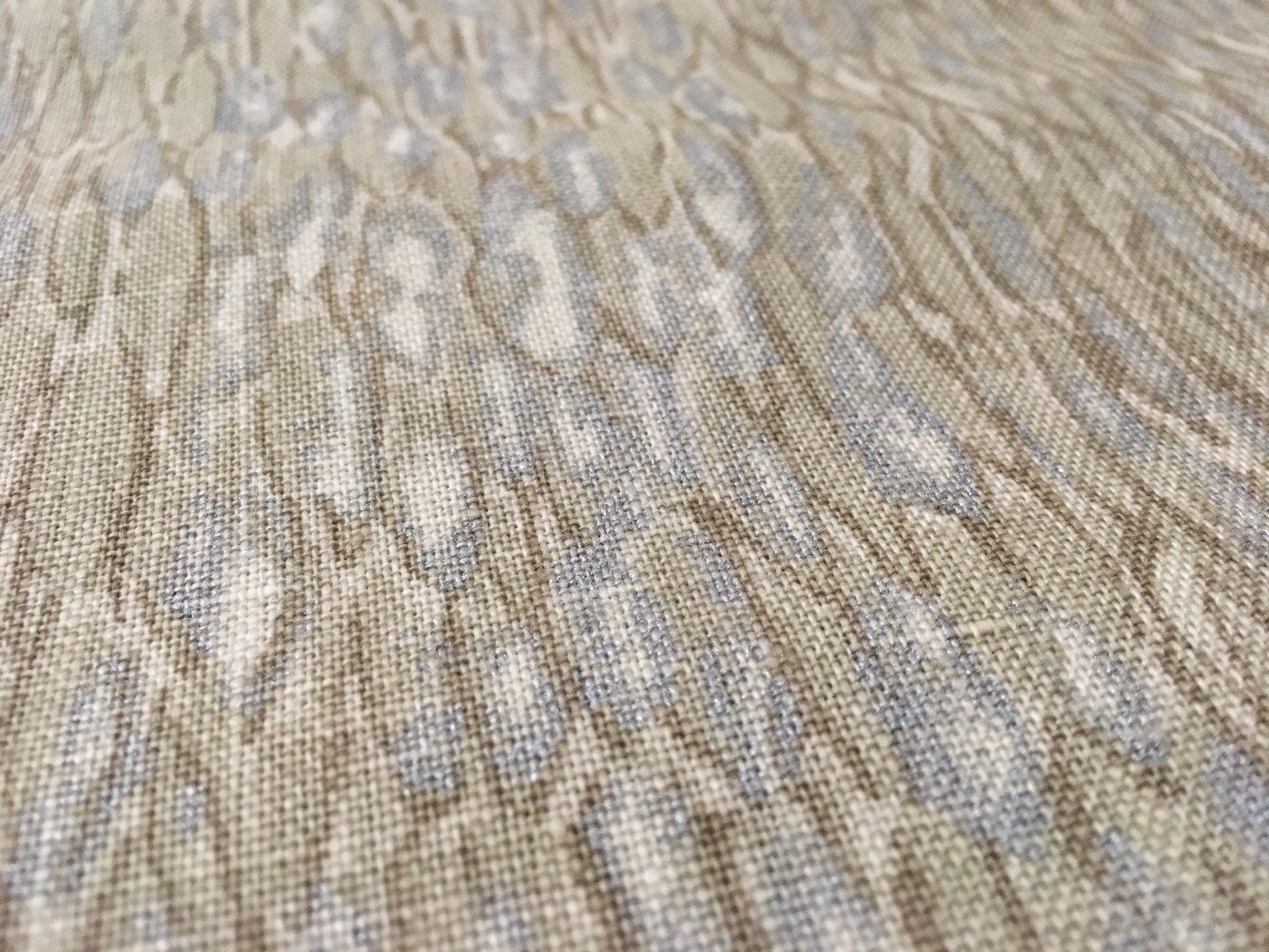 Kravet Crackled Rippled Metallic Print Upholstery Fabric- Chromis Pumice 2.80 yd