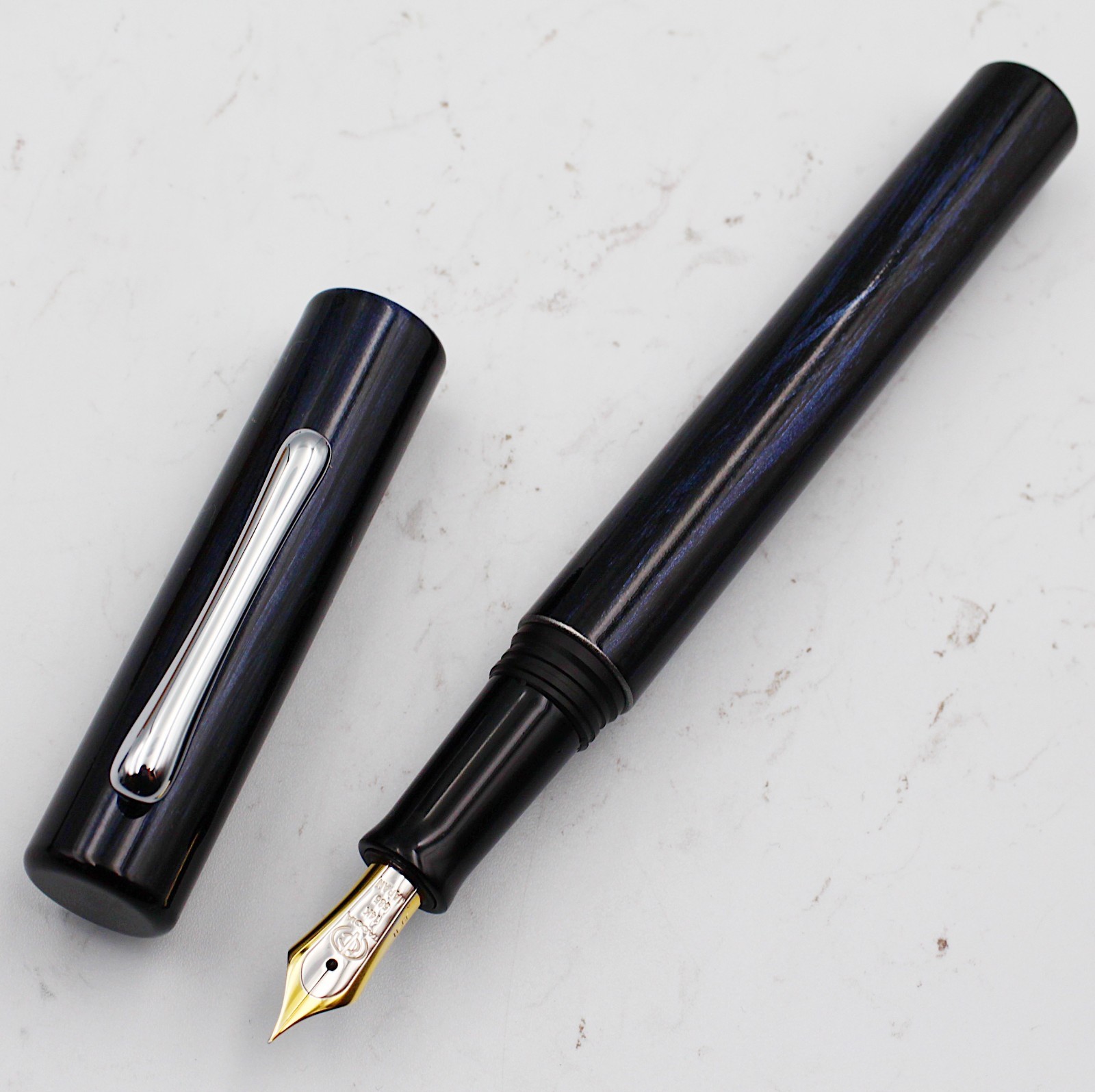 [Mint] TACCIA Fountain Pen Tamamizu Urushi Chosui 14K585 EF nib #019/288