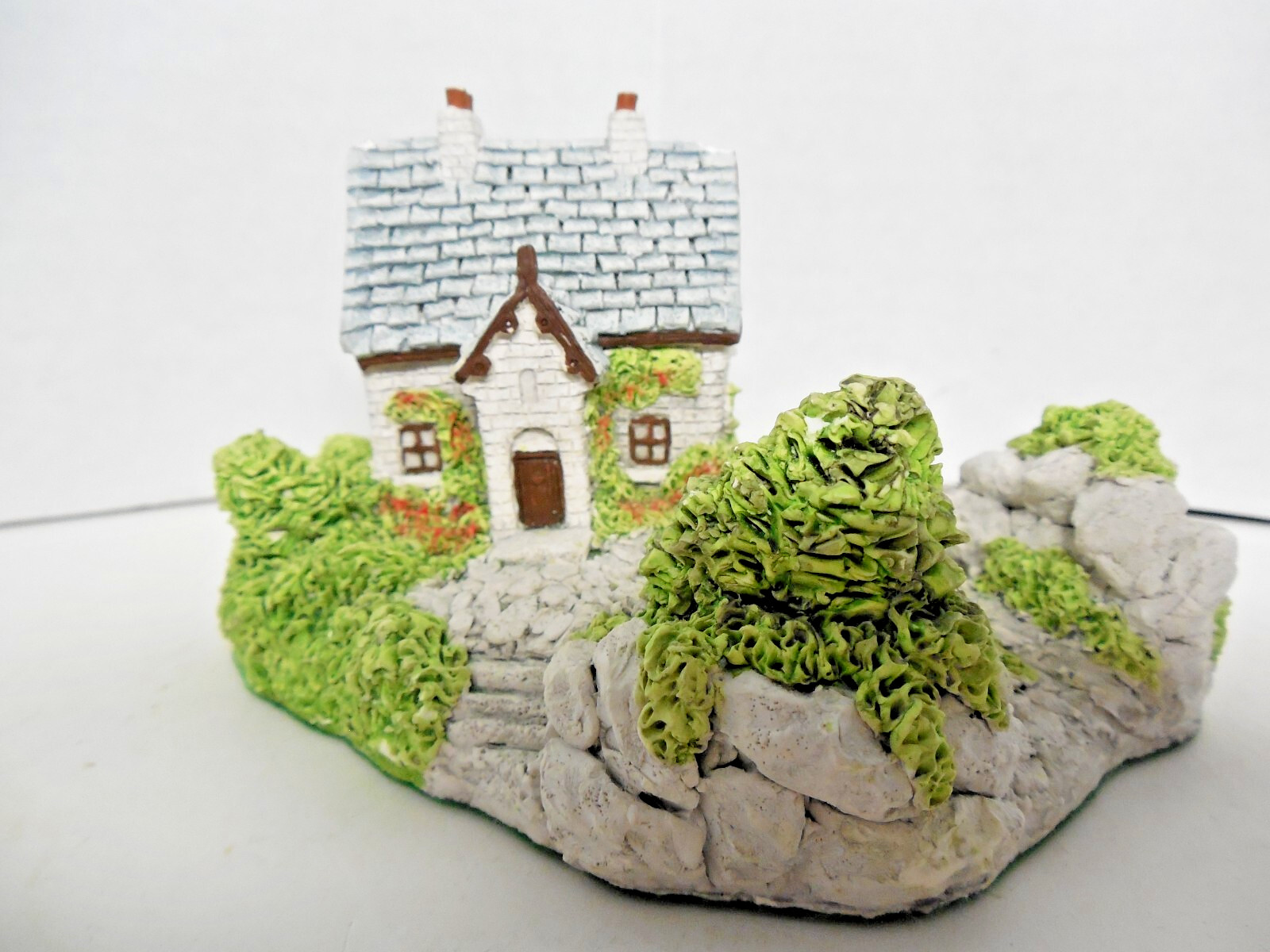 CRe Irish Country Cottage 
