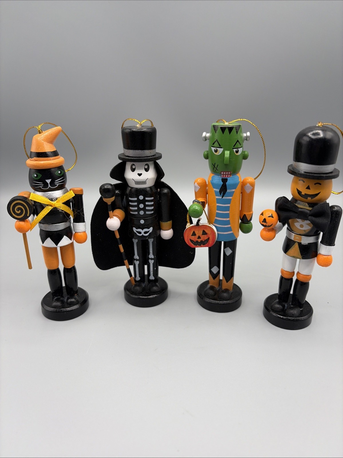 Vtg Set of 4 Halloween Wooden Retro Tree Ornaments Frankenstein, Black Cat & Etc