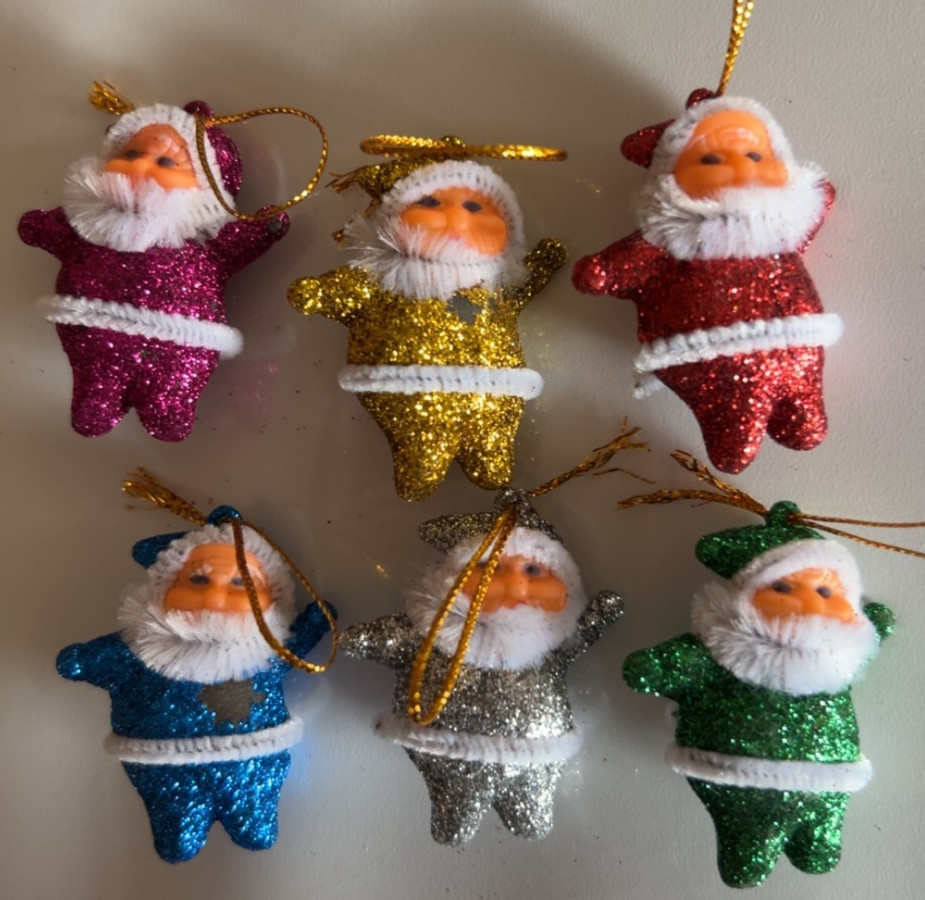 6 VTG Miniature Christmas Ornaments 2\ 6 VTG Miniature Christmas Ornaments 2\