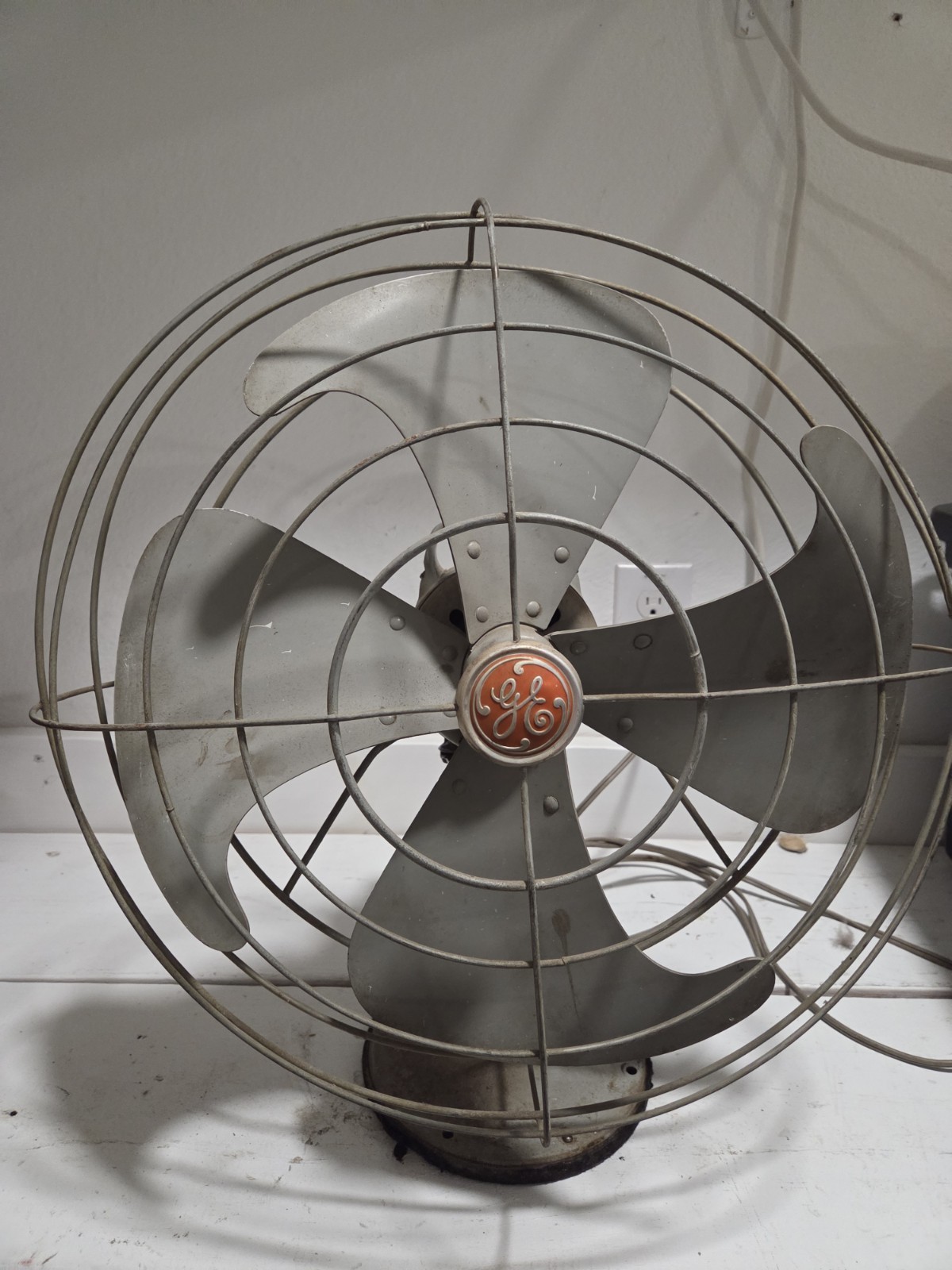 Vintage 1950s GE Vortalex 16