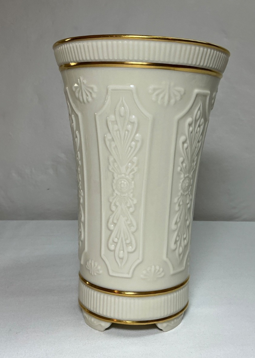 Vintage Lenox Versailles Footed Vase 8.75\