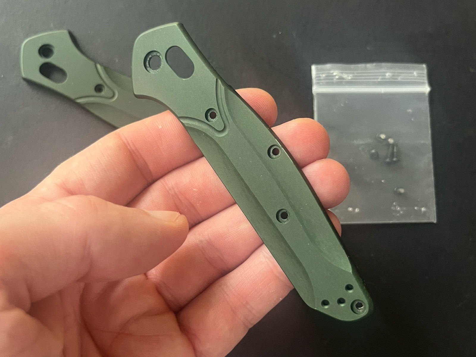 GENUINE Old Green Benchmade Scales Taken From Pre-Production Osborne 940