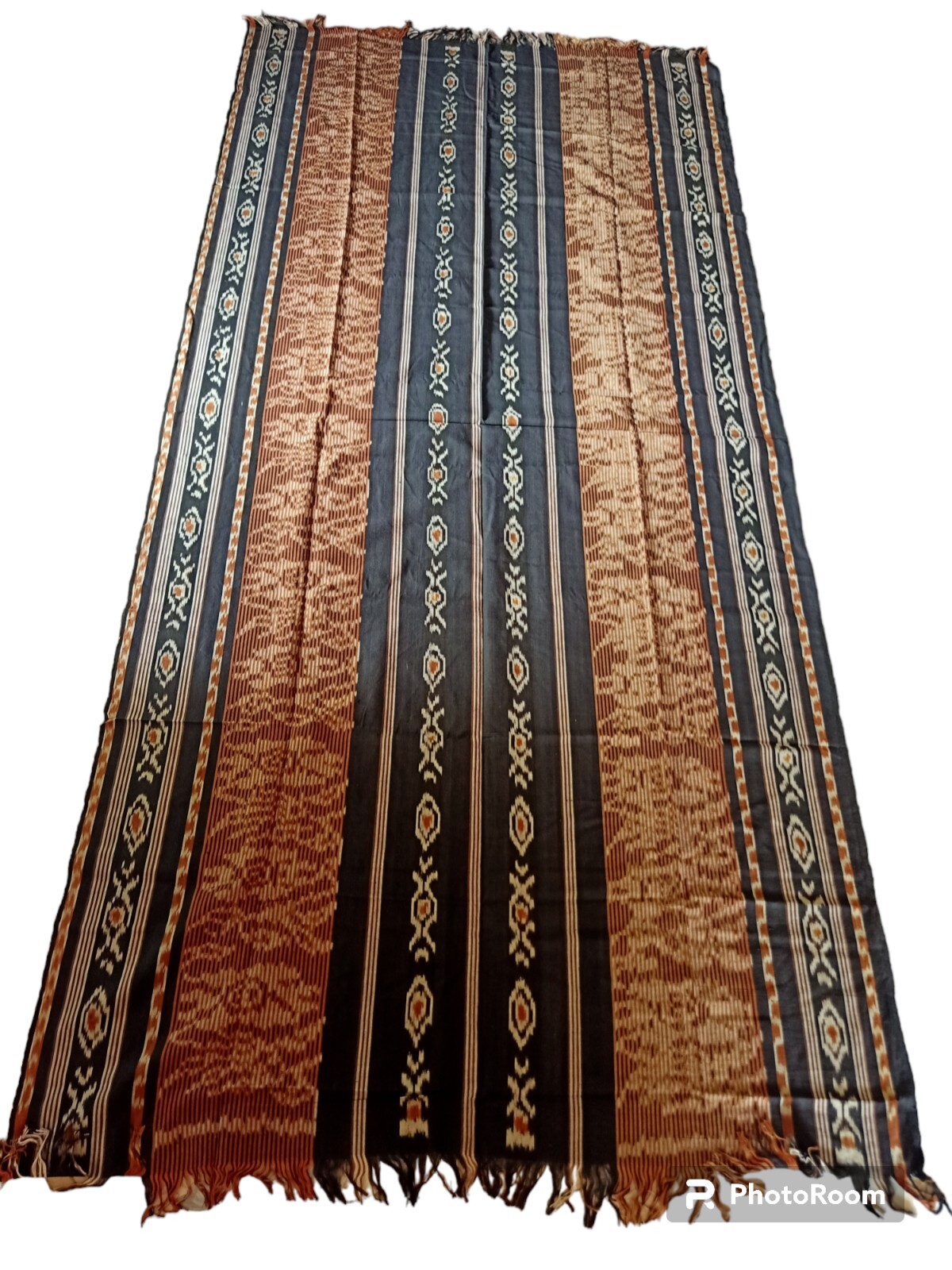 TENUN IKAT ETHNIC HANDWOVEN TEXTILES INDONESIA FOR BLANKET HOME DECORATION KB04