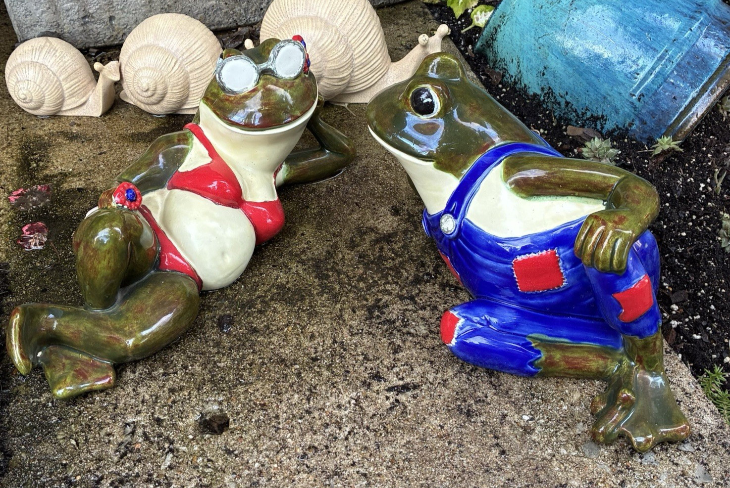 Vintage 1975 Arnel’s Ceramic Lounging Frog Couple Hand-Glazed Large Pair