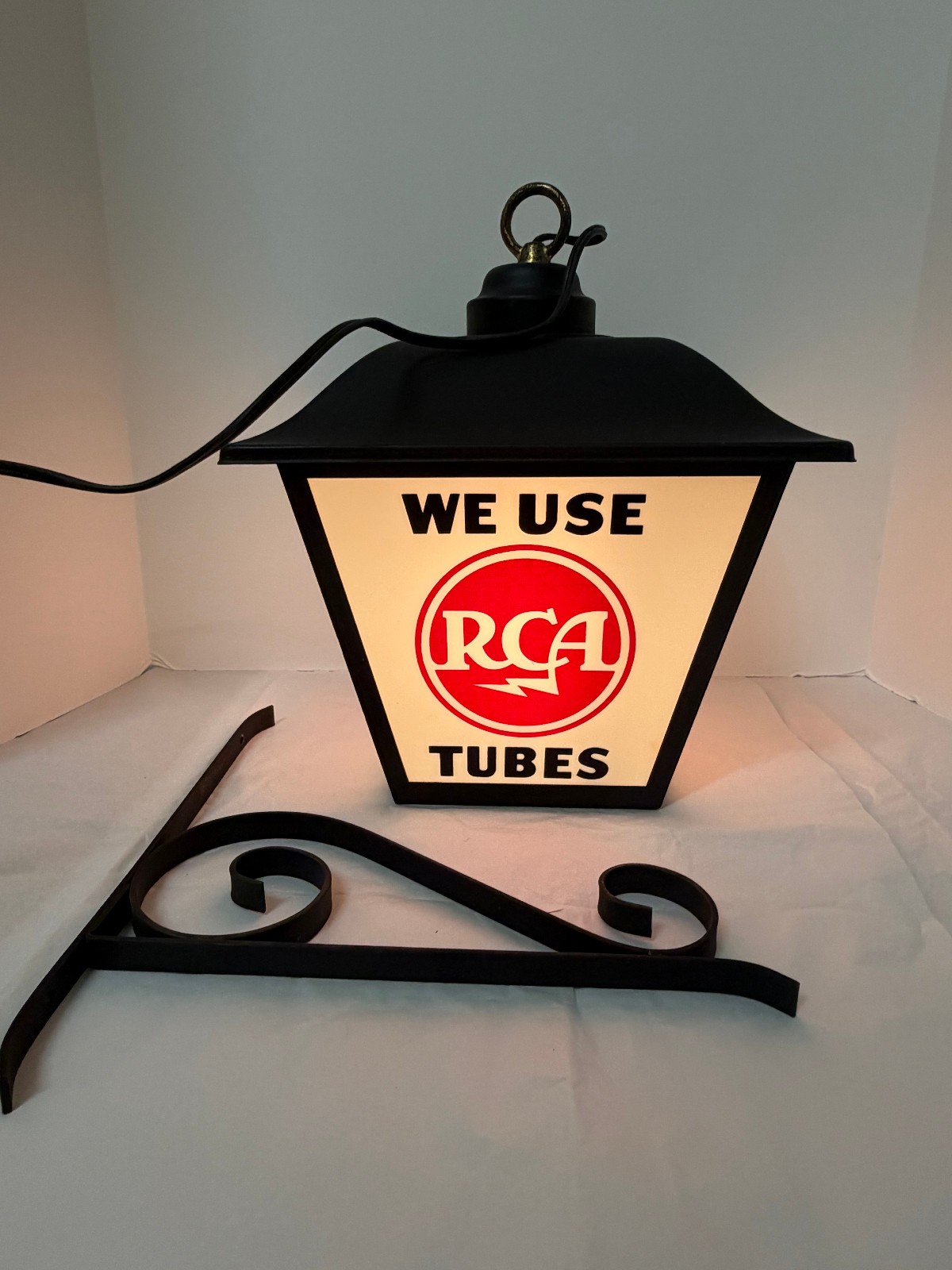 VTG Illuminated & Rotating RCA TUBES Dealer Advertising Sign TV Radio 4 Sided VTG Illuminated & Rotating RCA TUBES Dealer Advertising Sign TV Radio 4 Sided
