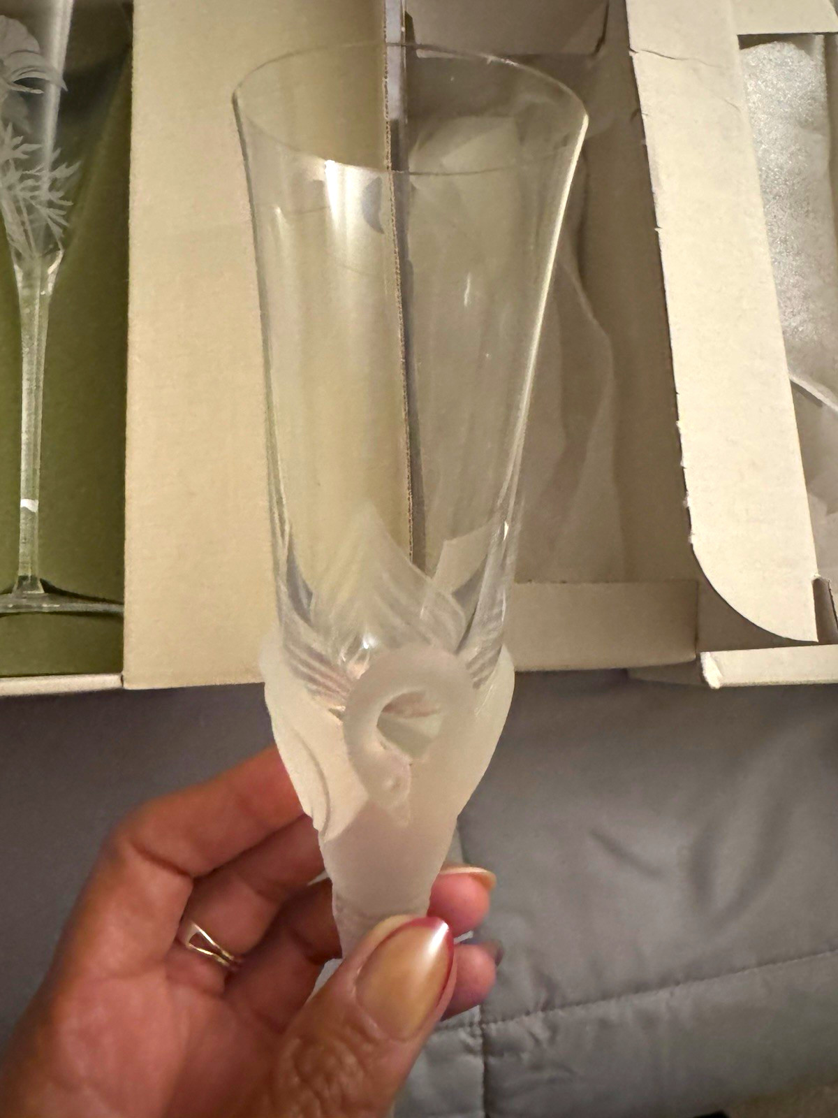 4 Etched Floral Clear Stemmed Champagne Flute Glass, Decorated Flower Swan