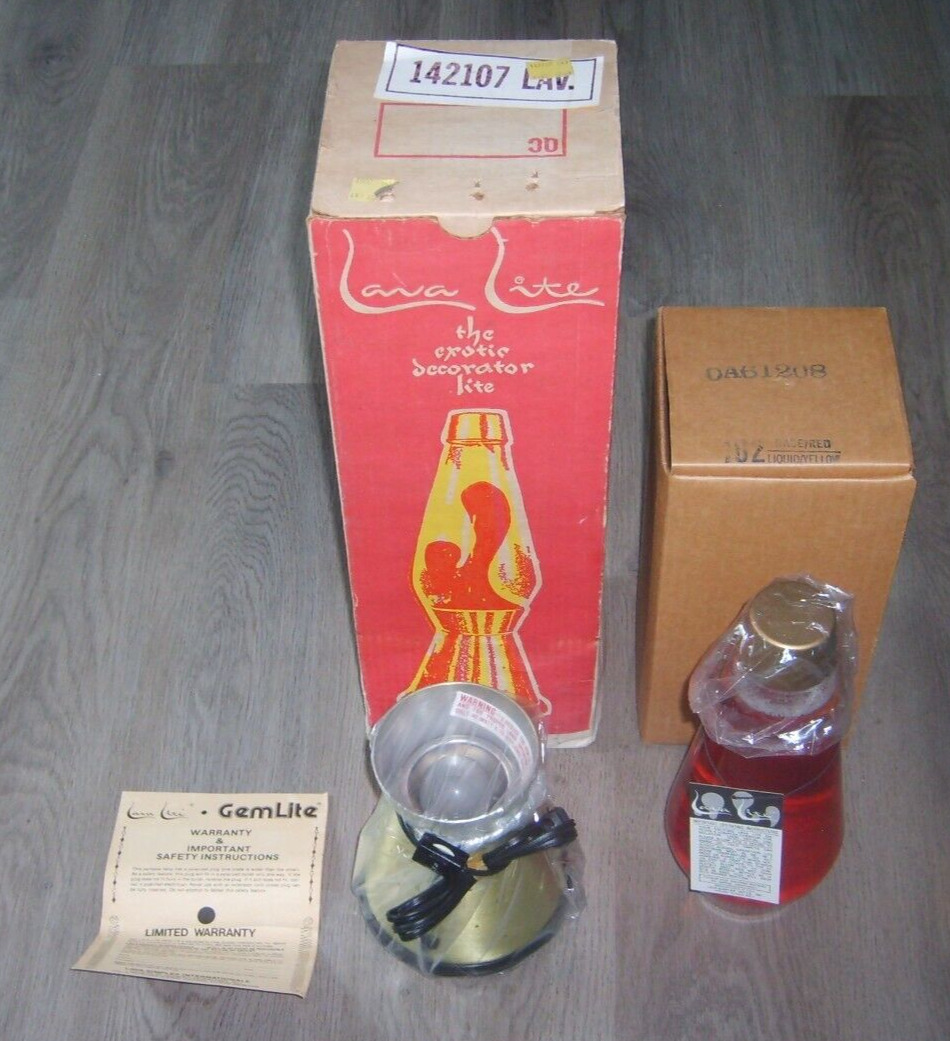 VINTAGE LAVA LITE LAMP  1960/70s HIPPIE MOD ERA RARE UNUSED NEW ORIGINAL BOX TAG