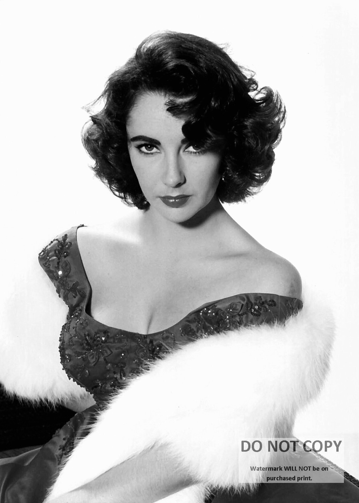 *5X7* PUBLICITY PHOTO - ELIZABETH TAYLOR LEGENDARY ACTRESS (CC-016)