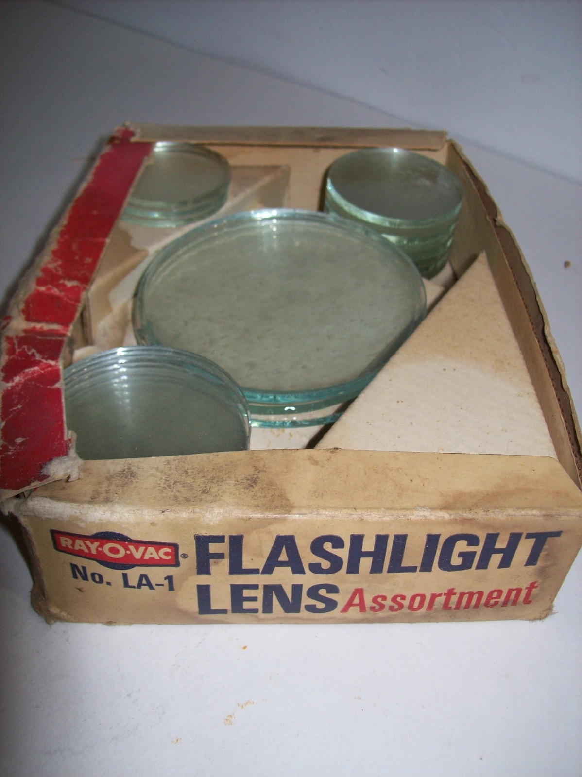 RAY-O-VAC LA-1 FLASHLIGHT LENS ASSORTMENT, Vintage Partial Box, 25 Thick Lenses