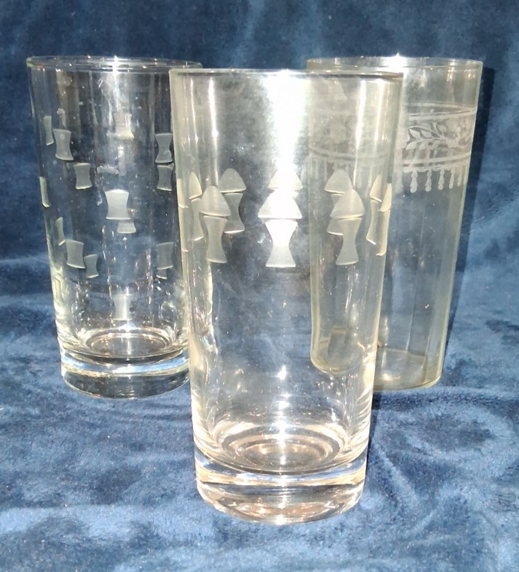 Set of 3 Vintage Mid-Century Etched Glass Tumblers / Highballs