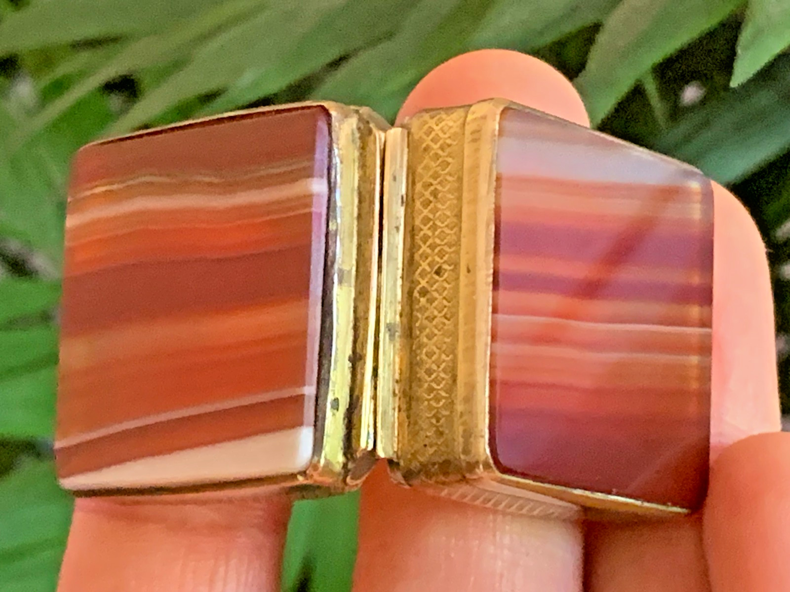 Victorian Gold Plated Double Sided Banded Scottish Agate Pill Snuff Box c1880