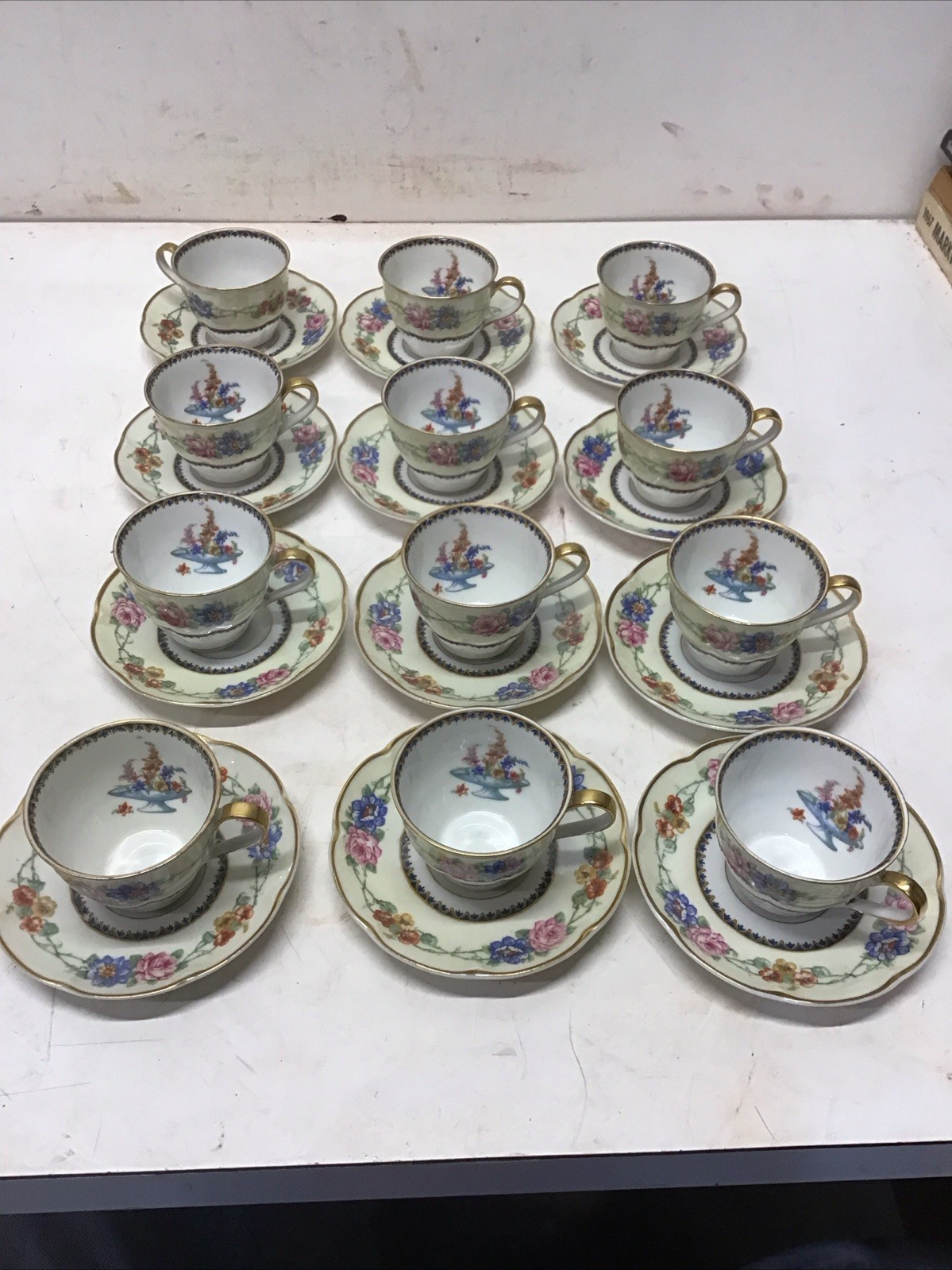 1925-1936 Set Of 12 Theodore Haviland Limoge Aquitania Demitasse Cups & Saucers