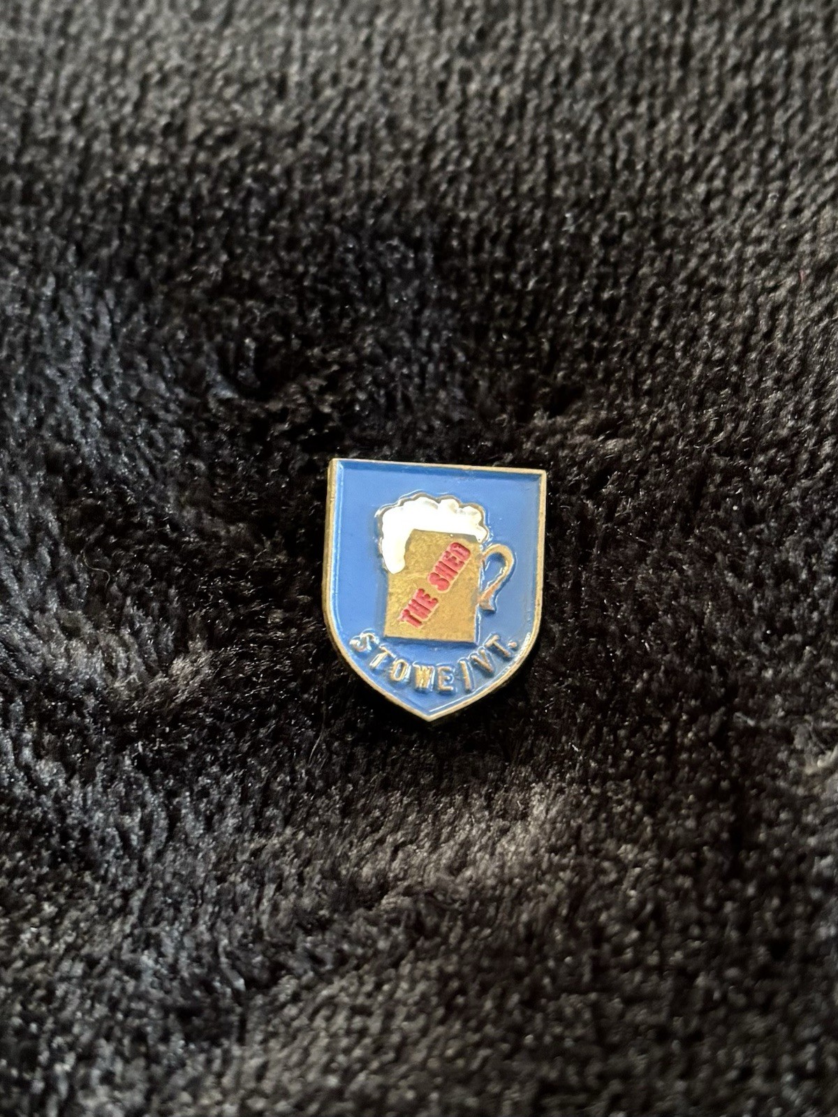 Vintage The Shed Stowe VT Enamel Ski Collectable Pin