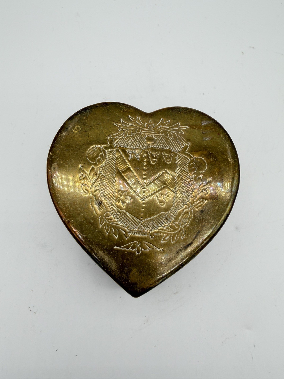 Vintage Heart Shaped Brass Jewelry Trinket Box Keepsake w/ Ceramic Heart Inside Vintage Heart Shaped Brass Jewelry Trinket Box Keepsake w/ Ceramic Heart Inside