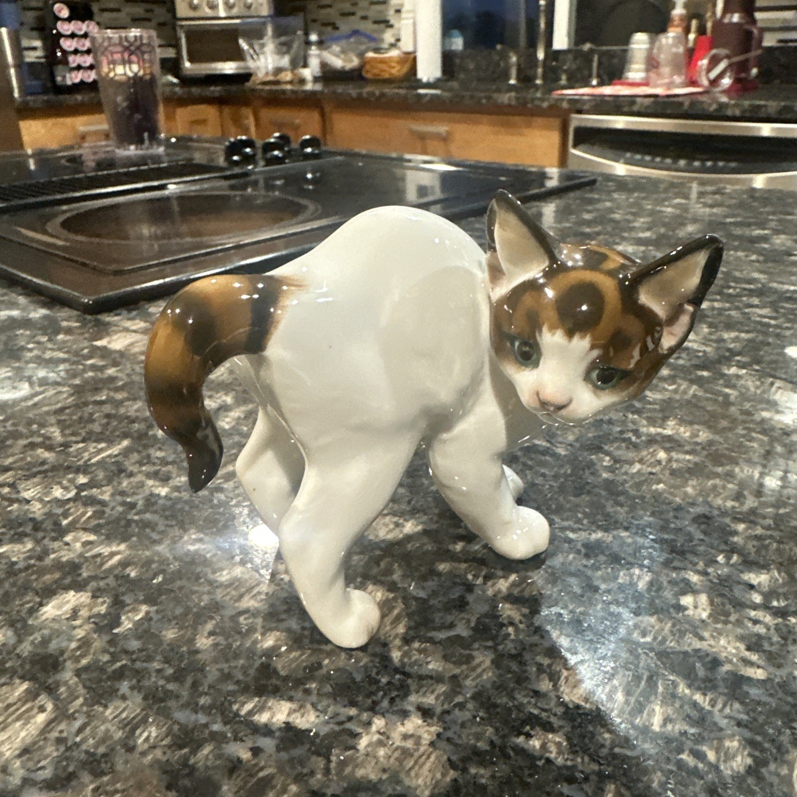 ROSENTHAL PROF KARNER STANDING WHITE & Brown CAT Made in Germany 1950s