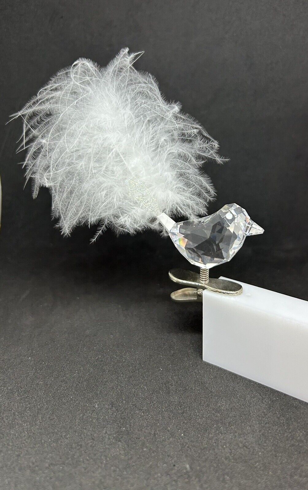 Swarovski Crystal Winter Bird Clip Ornament w/ Feather #0946477 New In Box