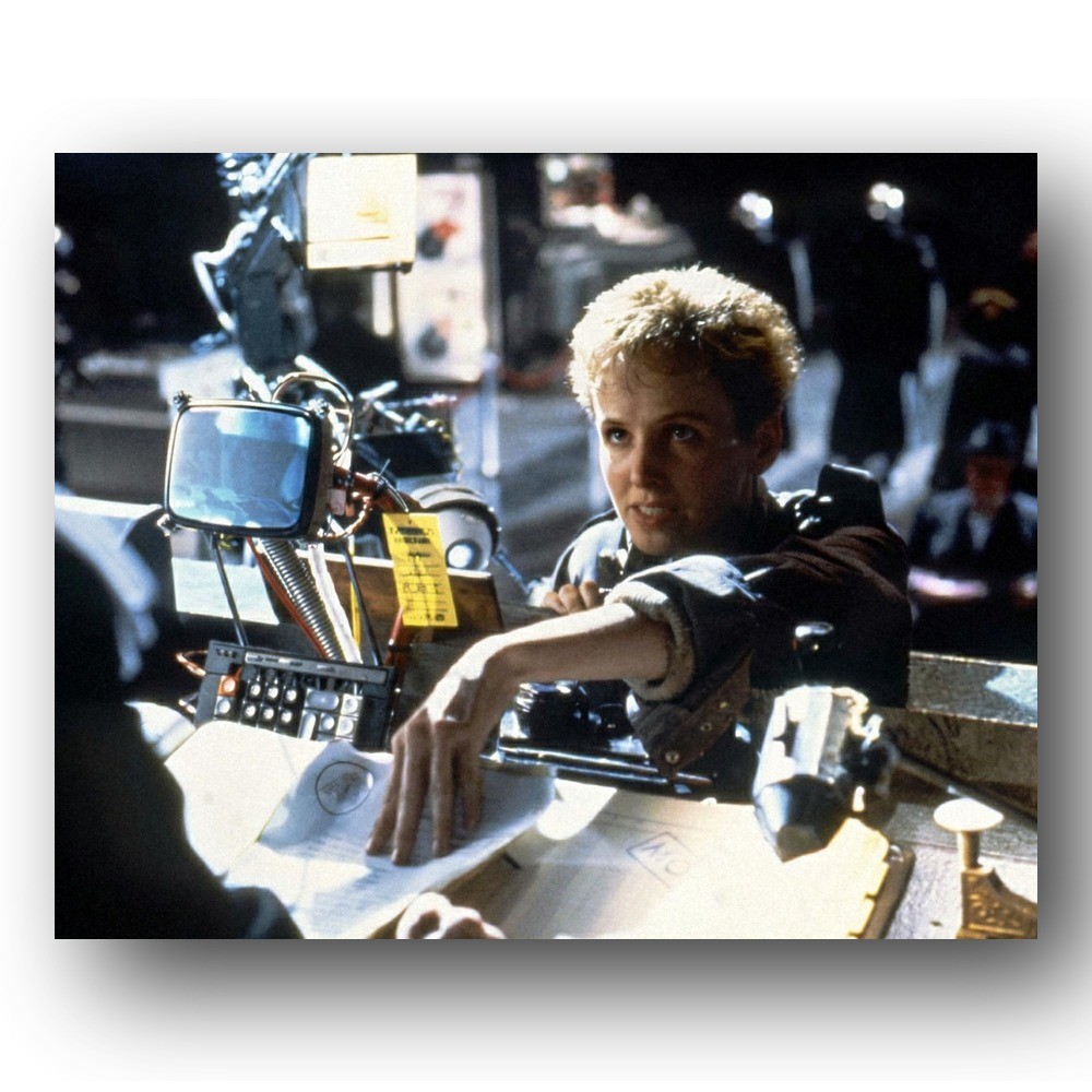 Kim Greist Photo 8x10 Brazil Film Set 1985 Terry Gilliam England