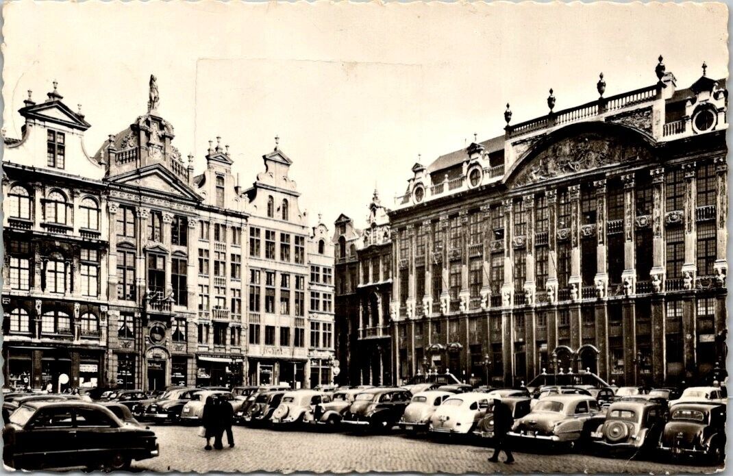 Vintage real photo postcard - Bruxelles Grand Place Belgium posted