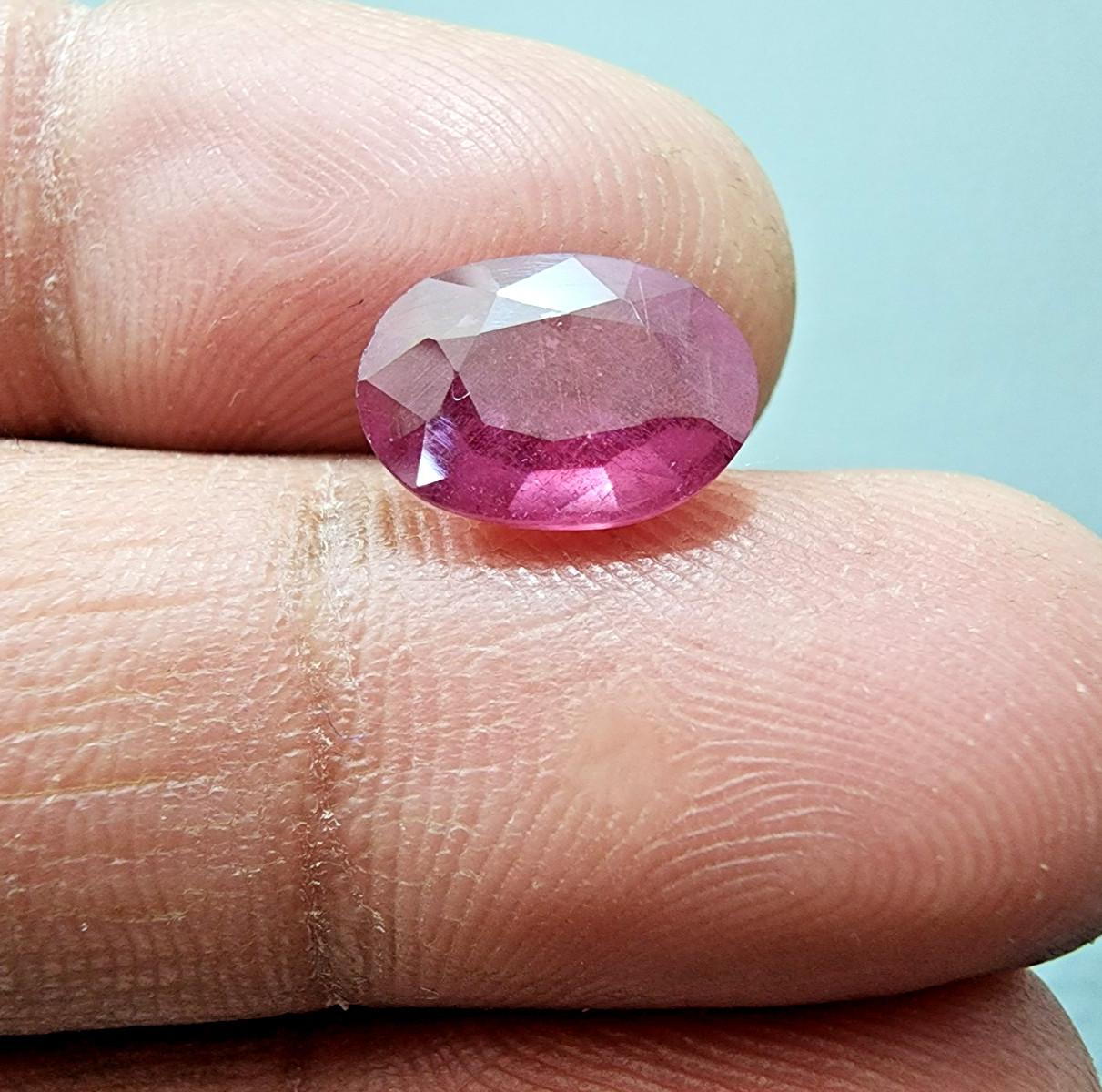 4.10Crt Beautiful Blood Red Ruby Faceted Oval Cut Gemstone Jewelry For Ring