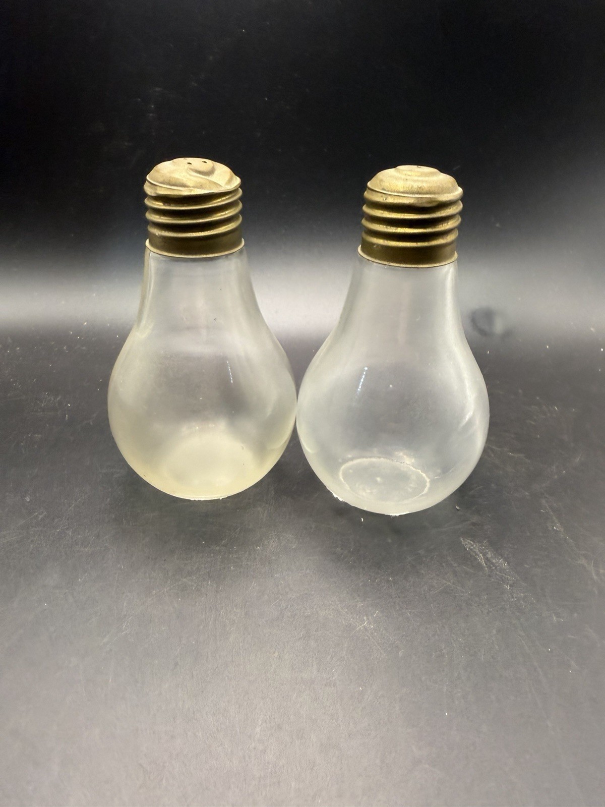 Vintage Clear Glass Light Bulb Salt and Pepper Shakers Set Taiwan
