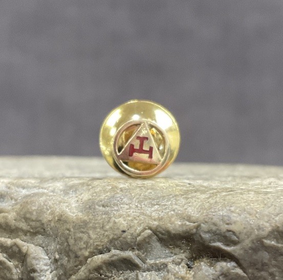 Vintage 14K  Royal Arch Triple Tau Yellow Gold Masonic Lapel Pin