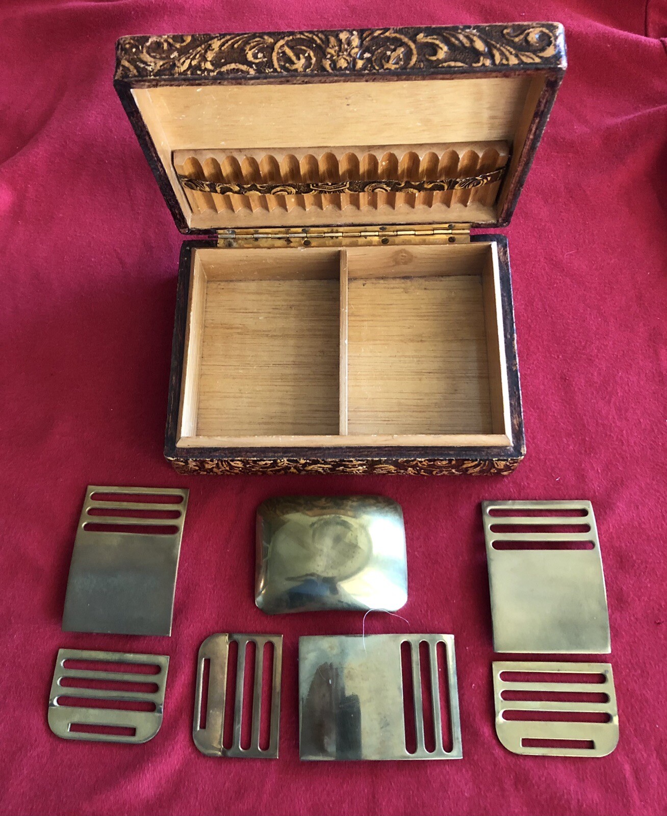 WEST POINT VINTAGE BRASS BELT BUCKLES -(4) - ESTATE SALE - LEATHER BOX