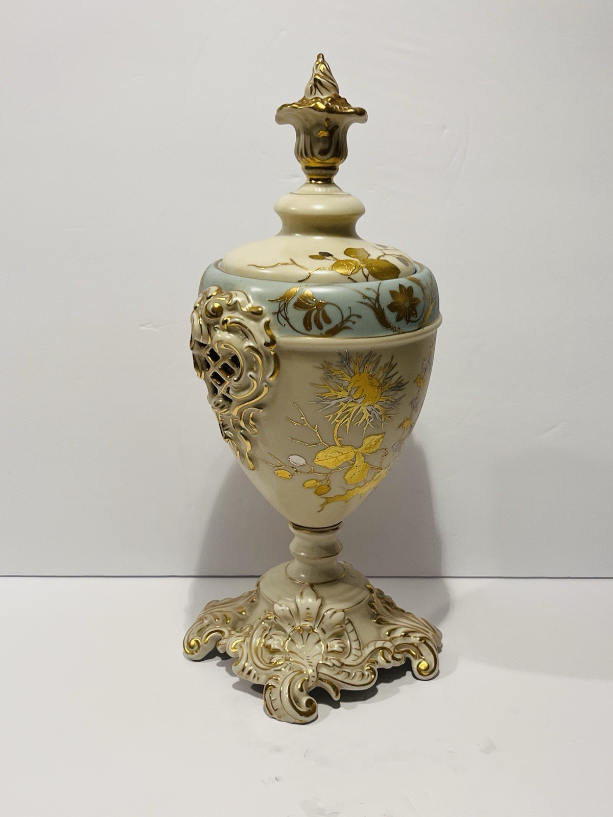 Antique Philipp Rosenthal & Co 1890’s Gold Hand Painted Porcelain Urn Germany