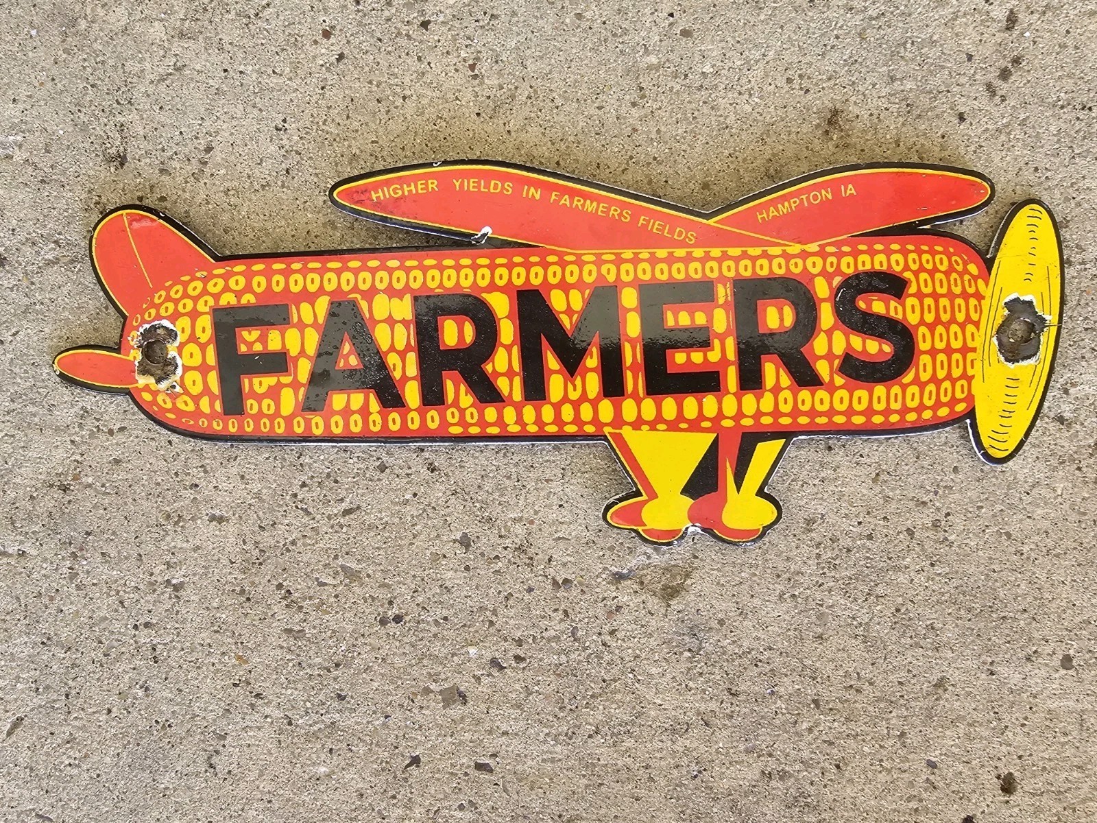 VINTAGE FARMERS SEED CORN COB PORCELAIN SIGN 10 VINTAGE FARMERS SEED CORN COB PORCELAIN SIGN 10