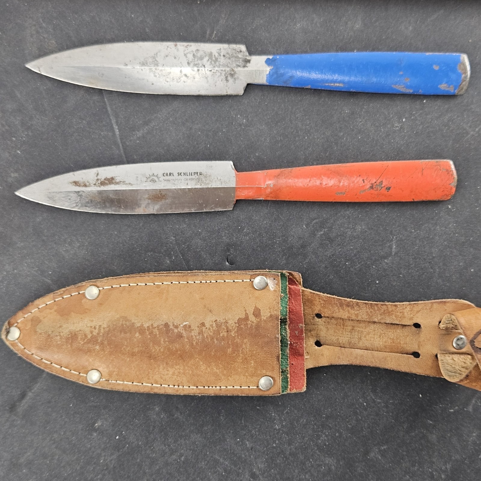 Vintage Carl Schlieper Solingen Germany Throwing Knife Set of 2 Leather Sheath Vintage Carl Schlieper Solingen Germany Throwing Knife Set of 2 Leather Sheath