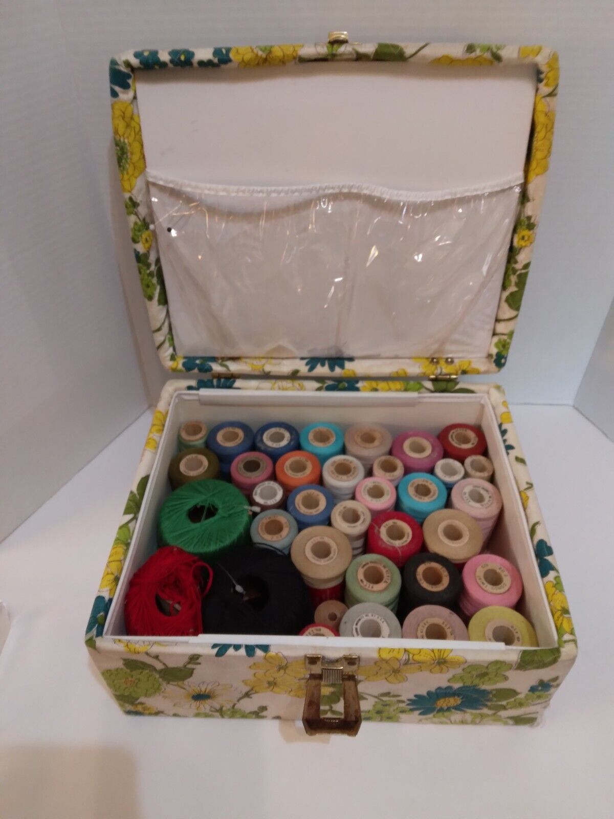 Vintage Lot of 33 Spools of Conso Twist Thread Mercerized/ 3 Unmarked and Box