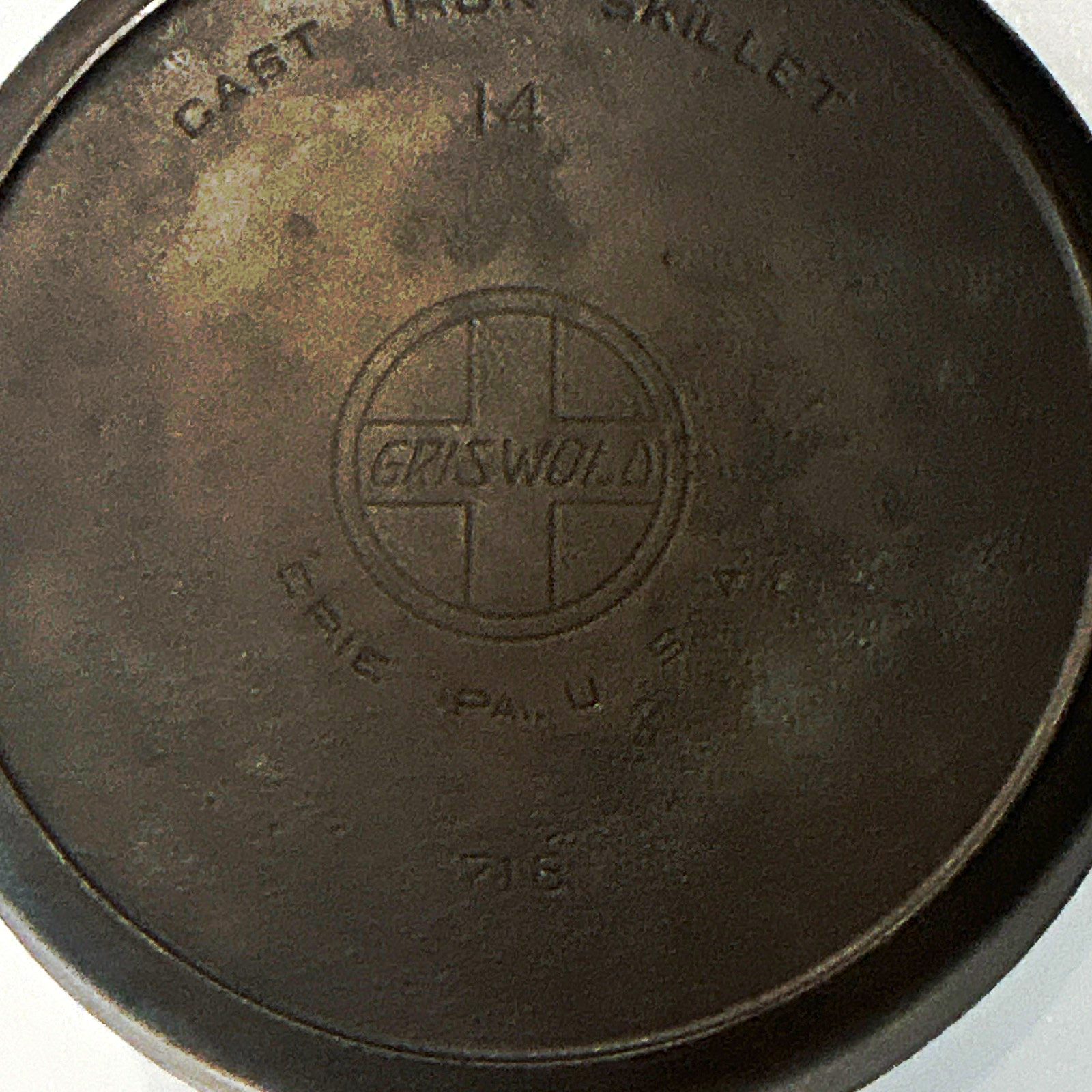 Griswold No. 14 Cast Iron Skillet Frying Pan 718