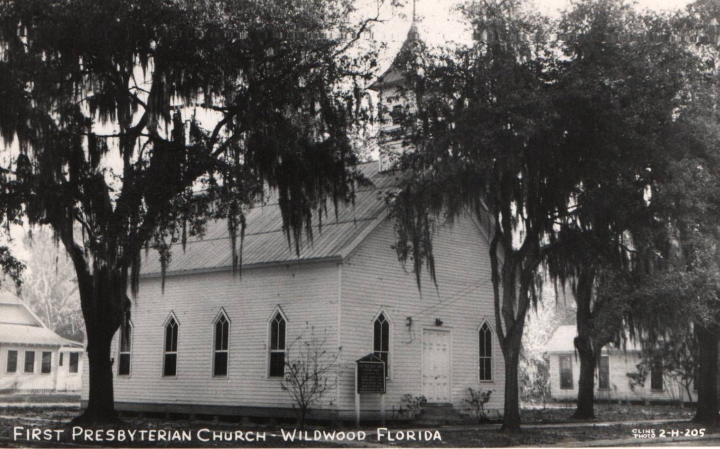 Vintage - First Presbyterian Church Wildwood Florida RPPC Postcard - P31